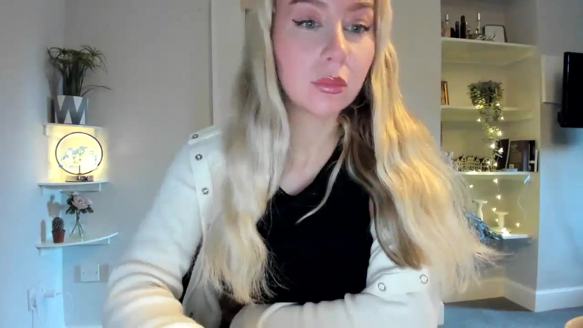 Gallery image thumbnail from Bday_Ava's myfreecams stream on, 01/16/2026, 13:39 image 17 of 20