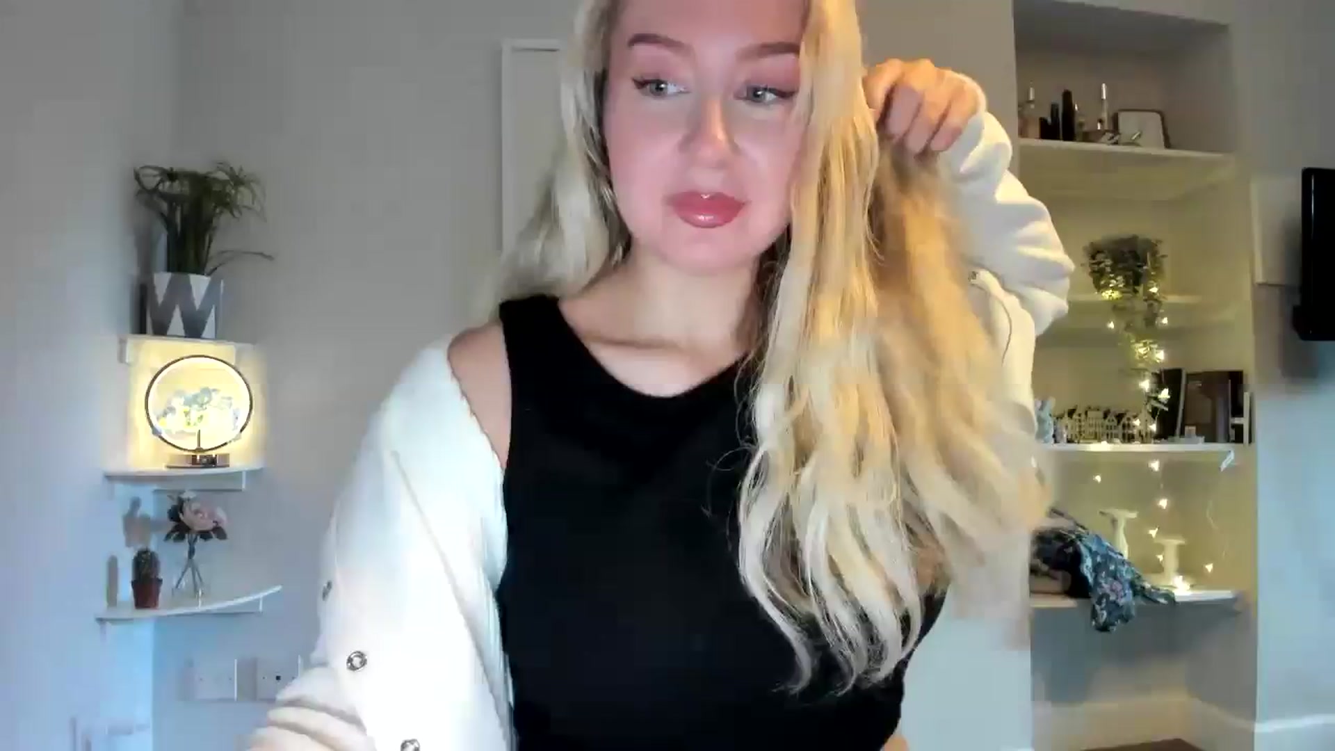 Gallery image thumbnail from Bday_Ava's myfreecams stream on, 01/16/2026, 13:39 image 3 of 20