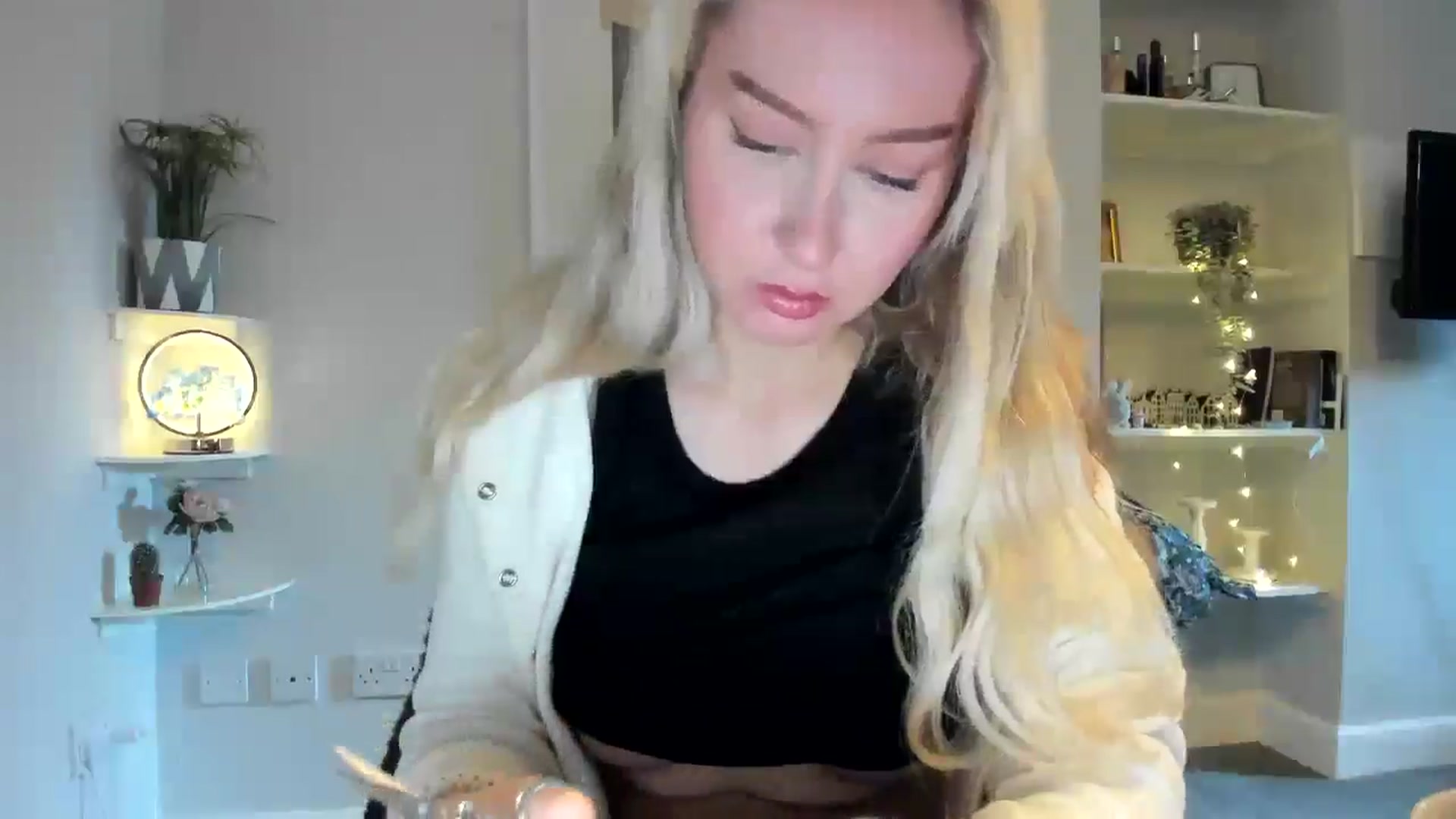 Gallery image thumbnail from Bday_Ava's myfreecams stream on, 01/16/2026, 13:39 image 14 of 20