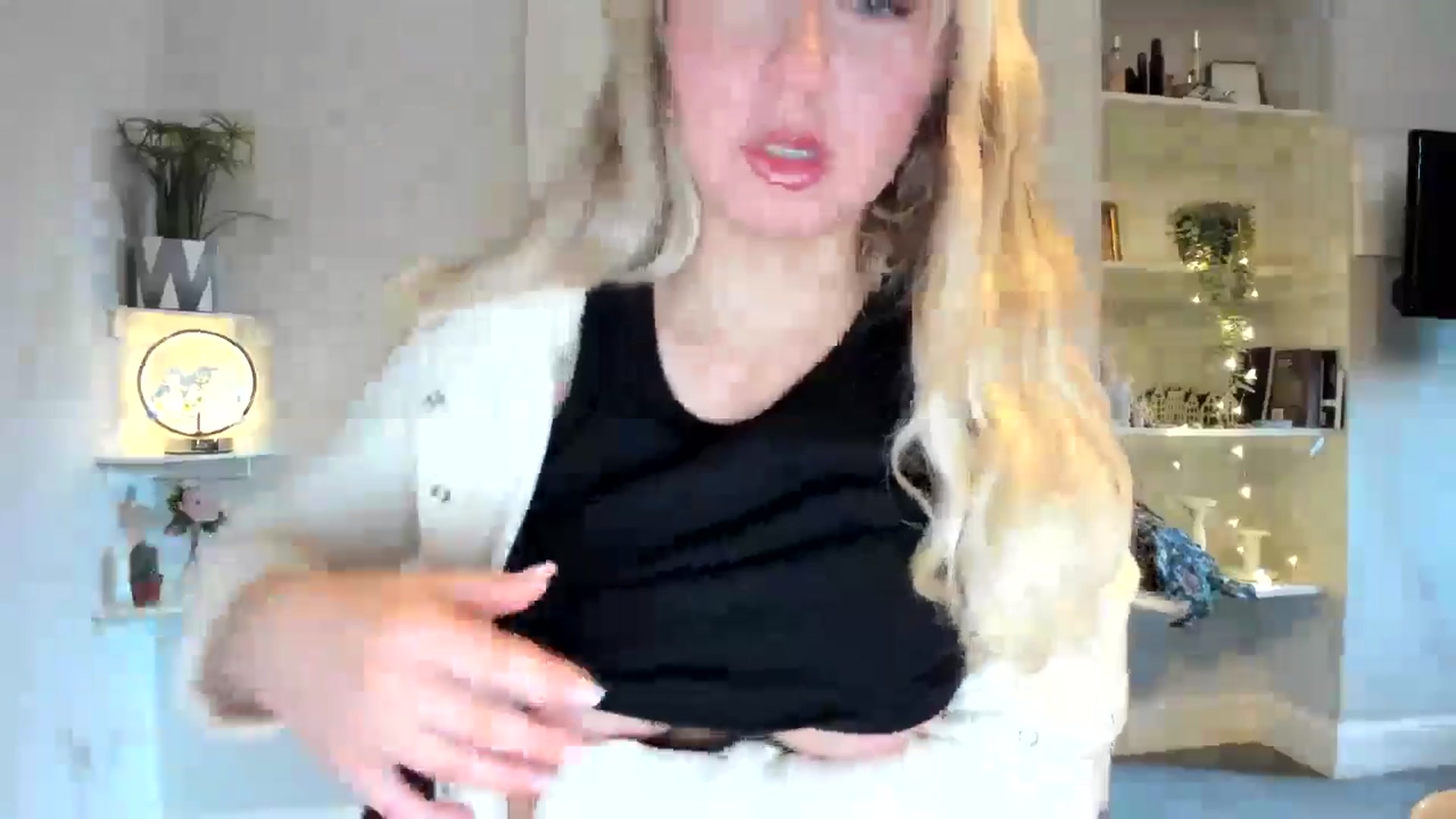 Gallery image thumbnail from Bday_Ava's myfreecams stream on, 01/16/2026, 13:39 image 13 of 20