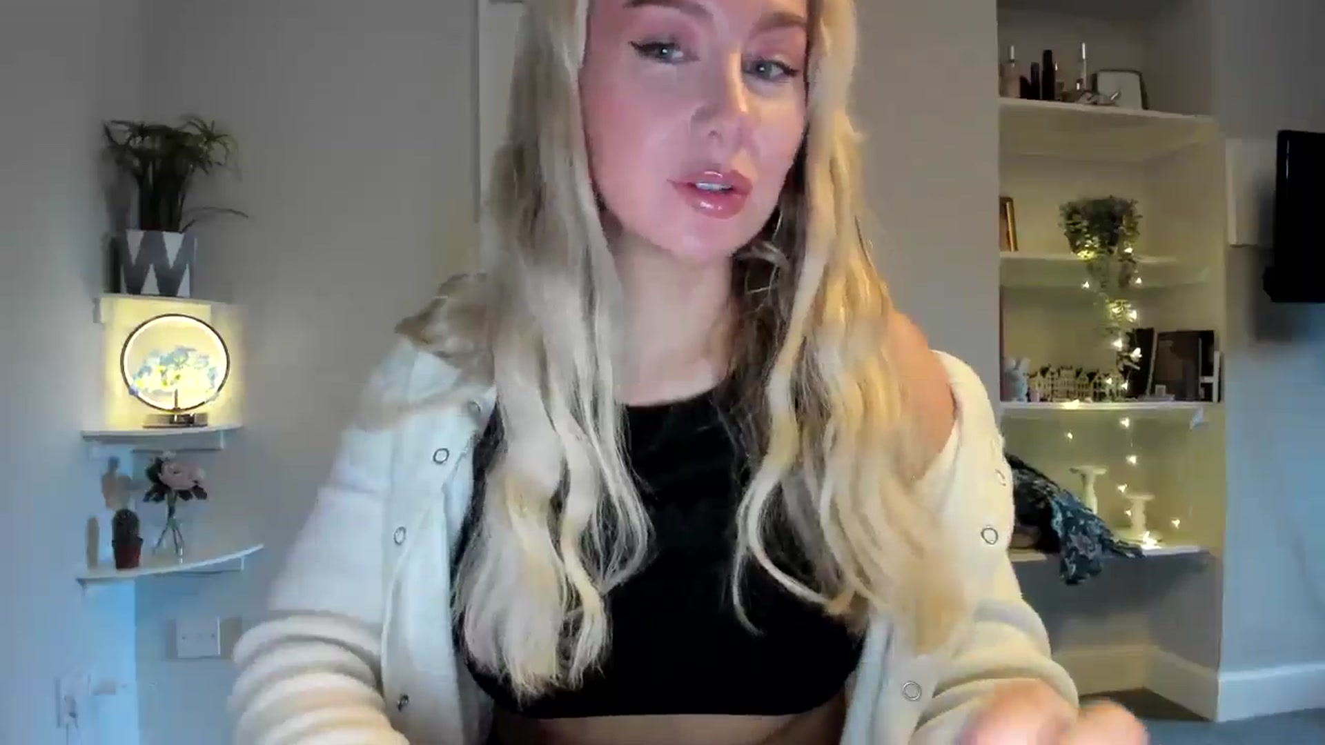 Gallery image thumbnail from Bday_Ava's myfreecams stream on, 01/16/2026, 15:40 image 4 of 20