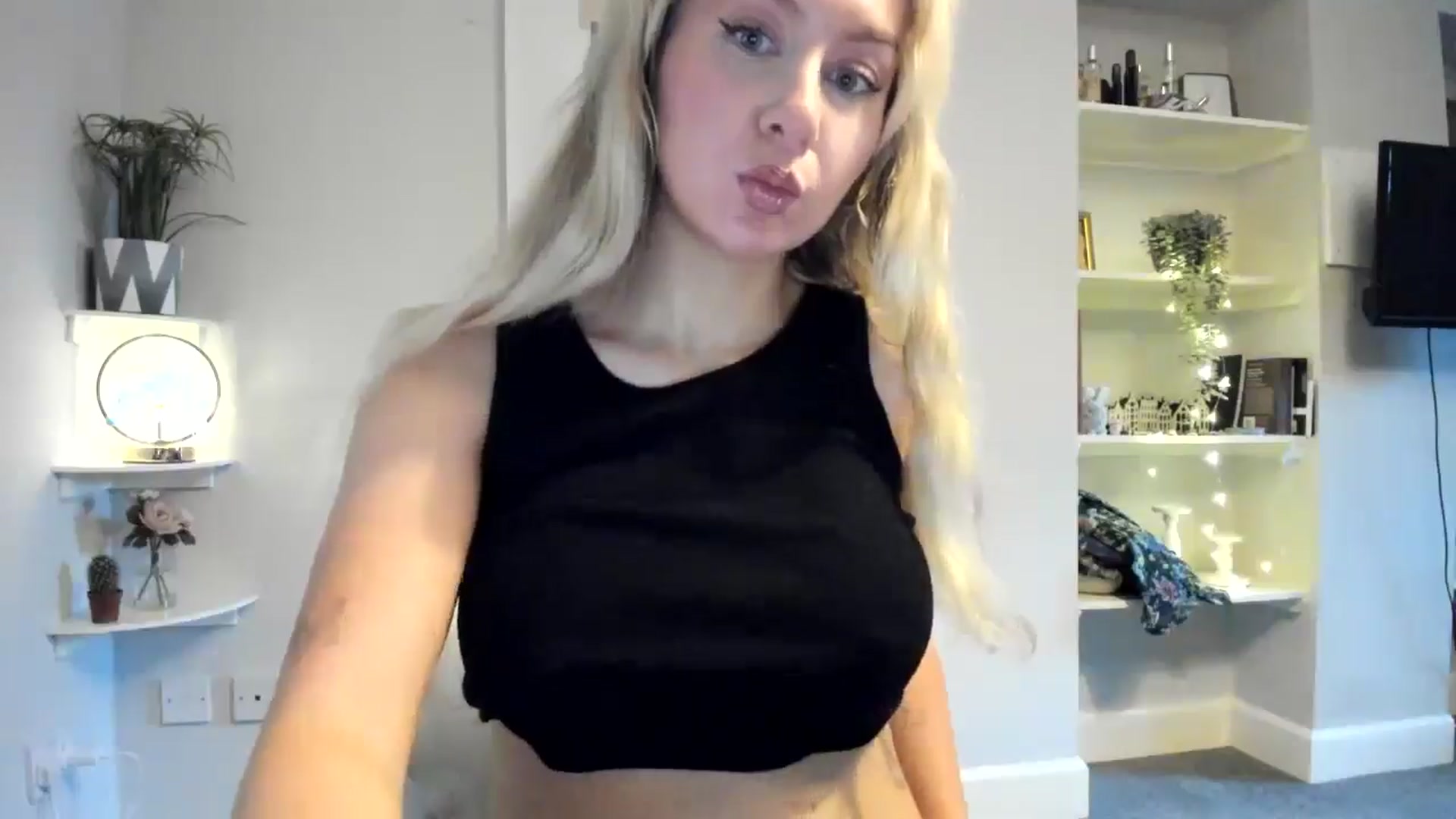 Gallery image thumbnail from Bday_Ava's myfreecams stream on, 01/16/2026, 15:40 image 15 of 20