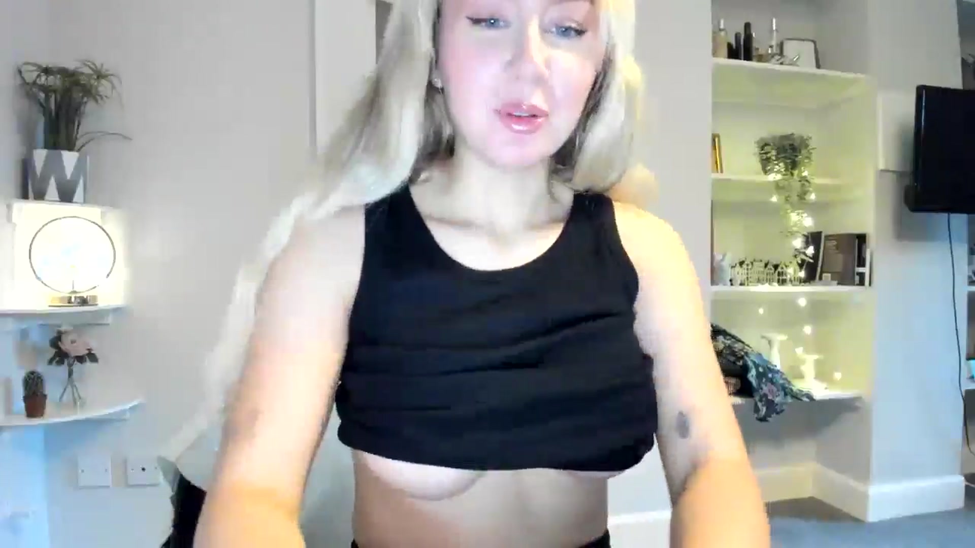 Gallery image thumbnail from Bday_Ava's myfreecams stream on, 01/16/2026, 15:40 image 13 of 20