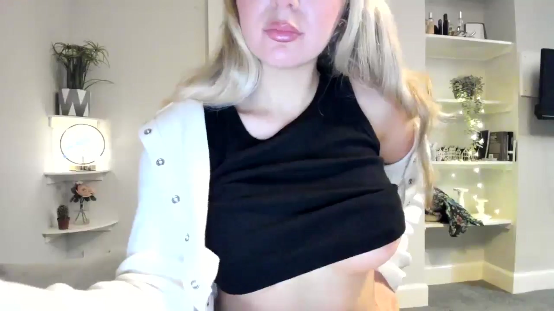Gallery image thumbnail from Bday_Ava's myfreecams stream on, 01/16/2026, 17:22 image 18 of 20