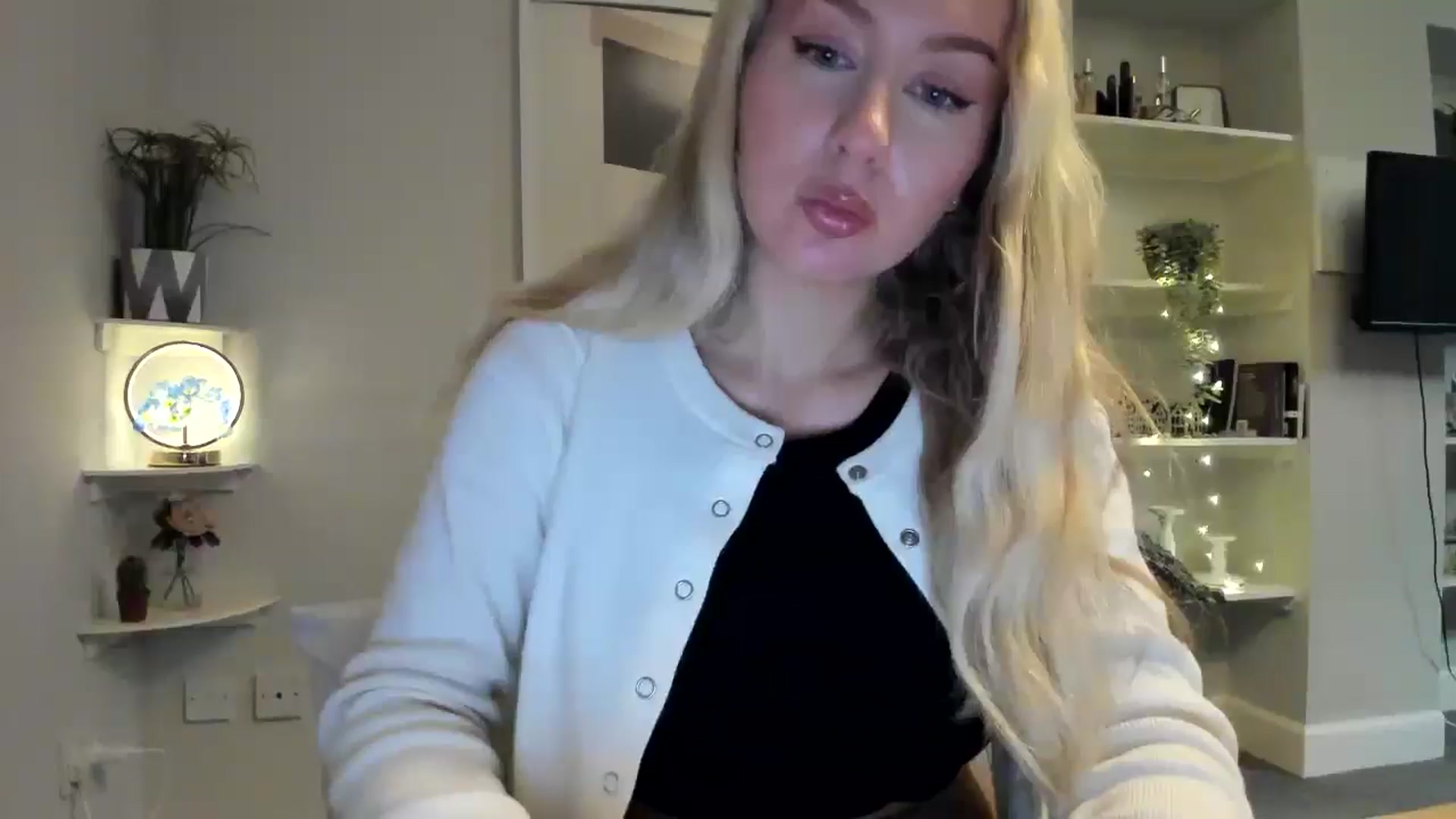 Gallery image thumbnail from Bday_Ava's myfreecams stream on, 01/16/2026, 17:22 image 2 of 20