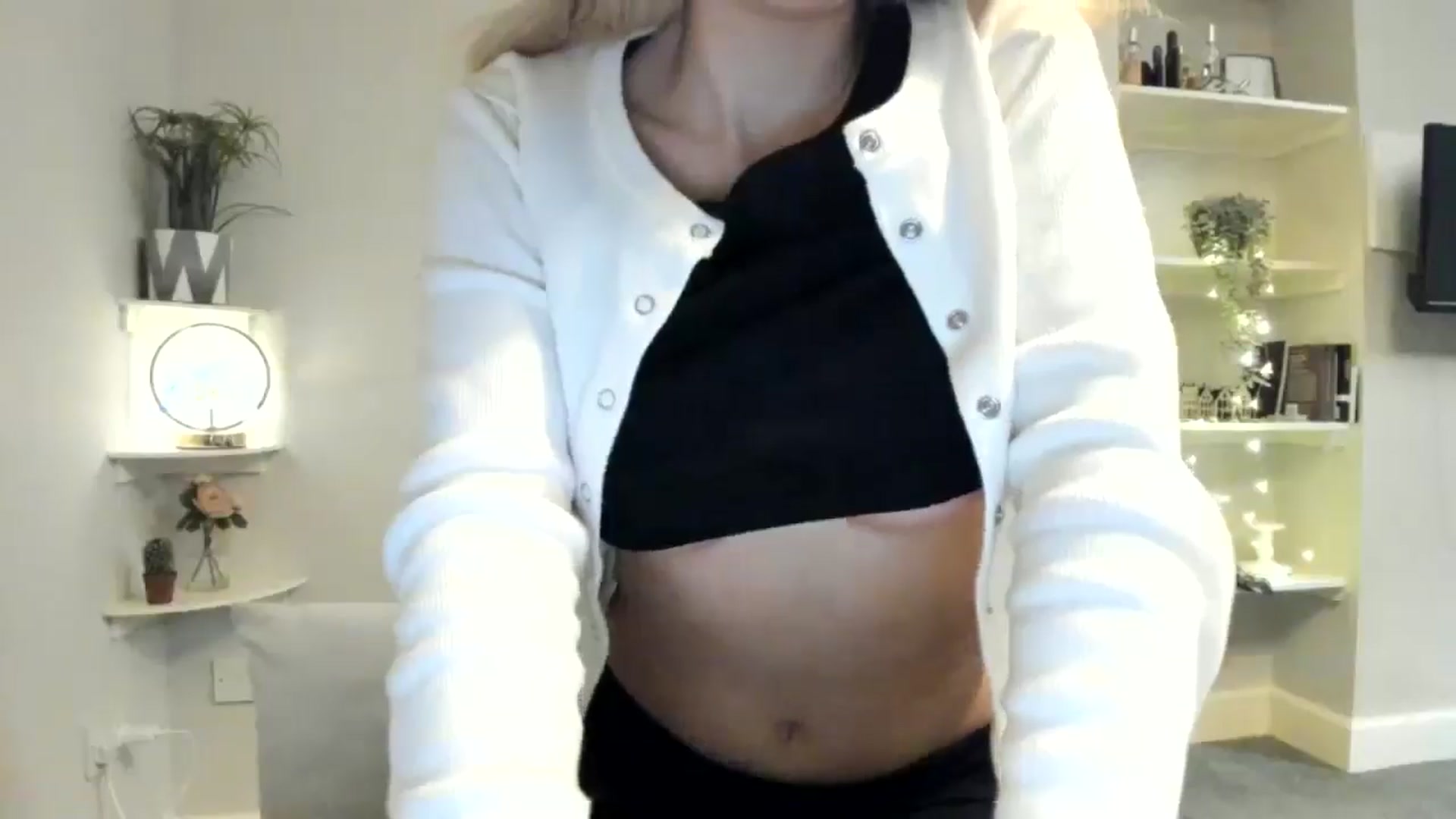 Gallery image thumbnail from Bday_Ava's myfreecams stream on, 01/16/2026, 17:22 image 13 of 20