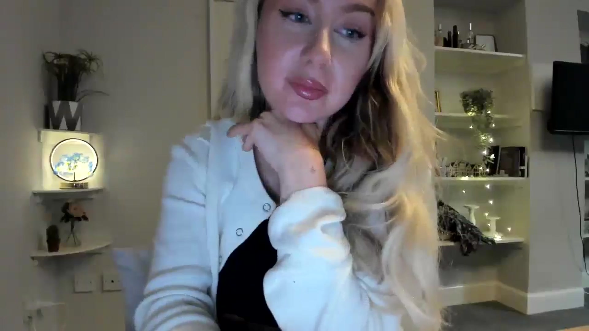 Gallery image thumbnail from Bday_Ava's myfreecams stream on, 01/16/2026, 17:22 image 8 of 20