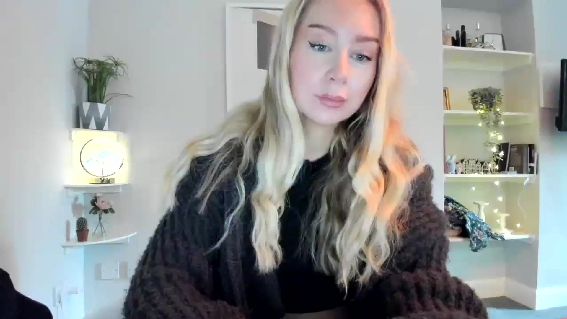 Gallery image thumbnail from Bday_Ava's myfreecams stream on, 01/17/2026, 11:59 image 18 of 20
