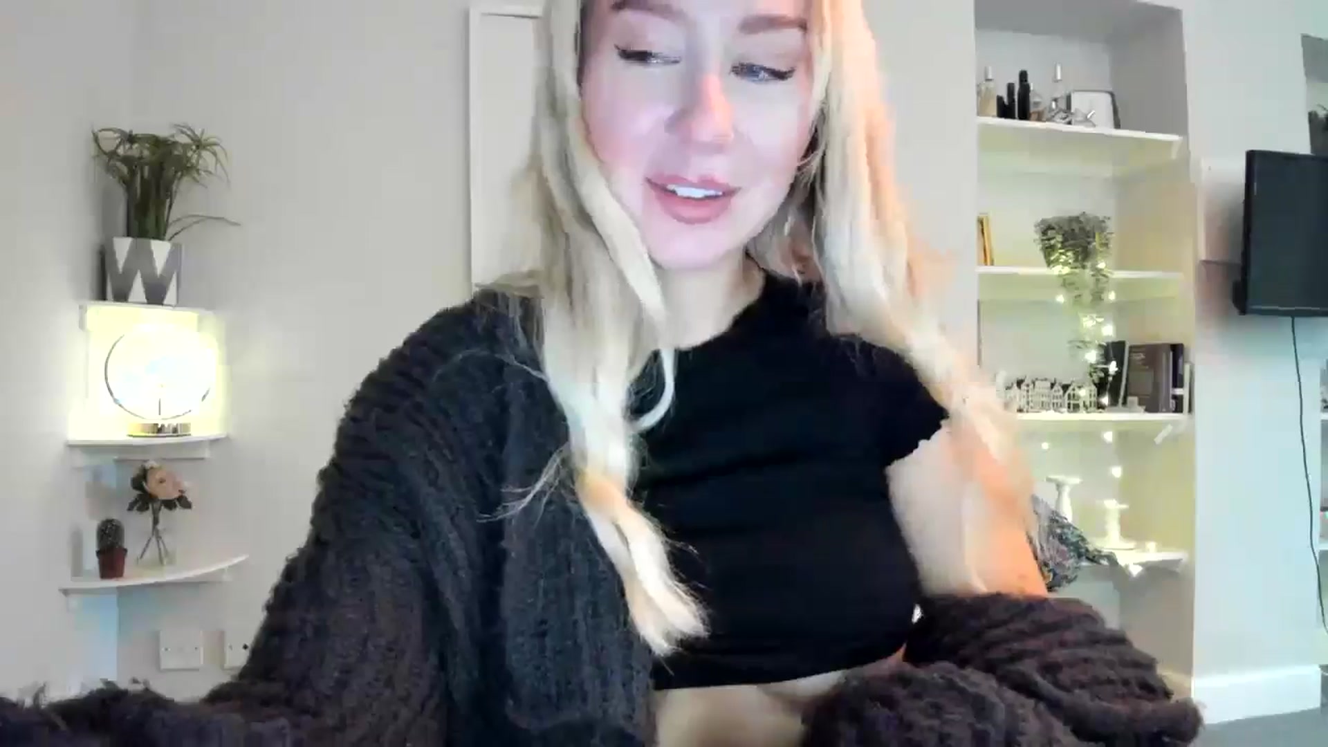 Gallery image thumbnail from Bday_Ava's myfreecams stream on, 01/17/2026, 16:39 image 7 of 20
