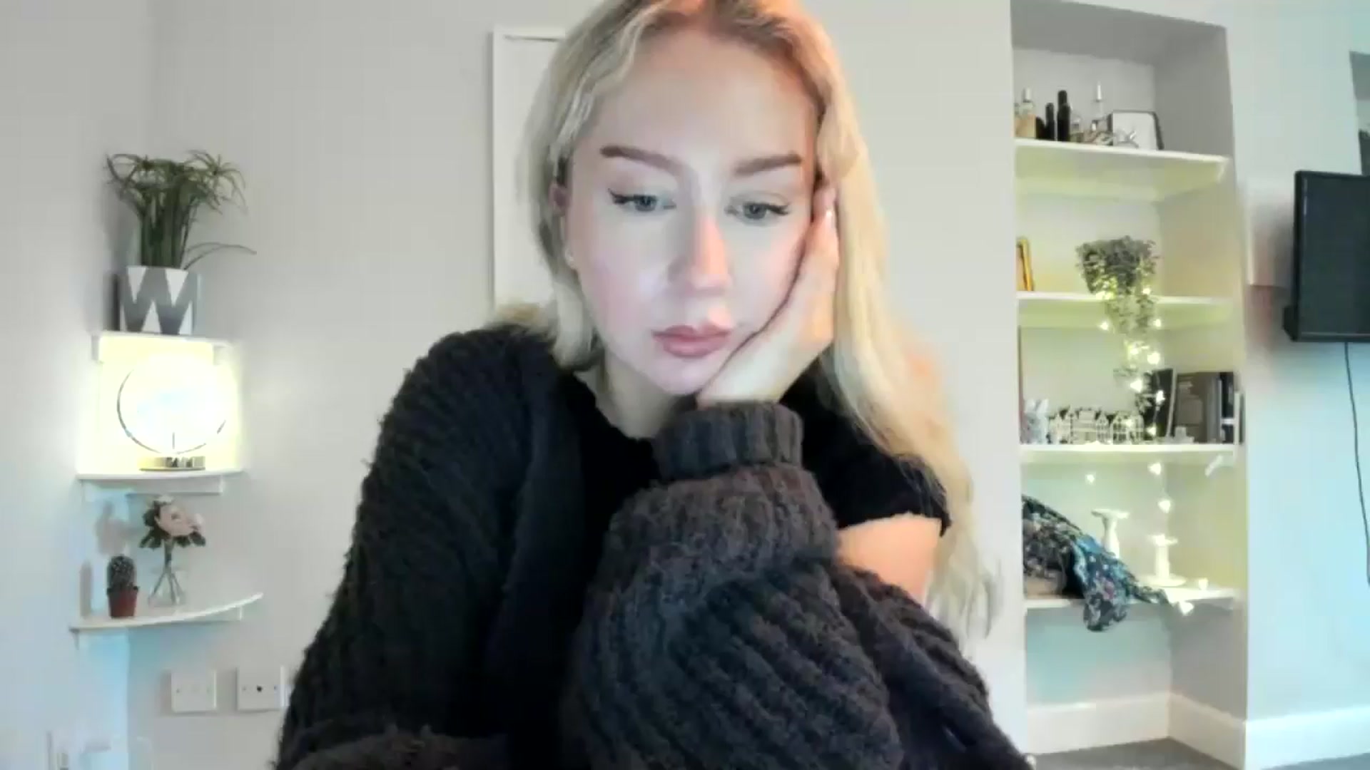 Gallery image thumbnail from Bday_Ava's myfreecams stream on, 01/17/2026, 16:39 image 5 of 20