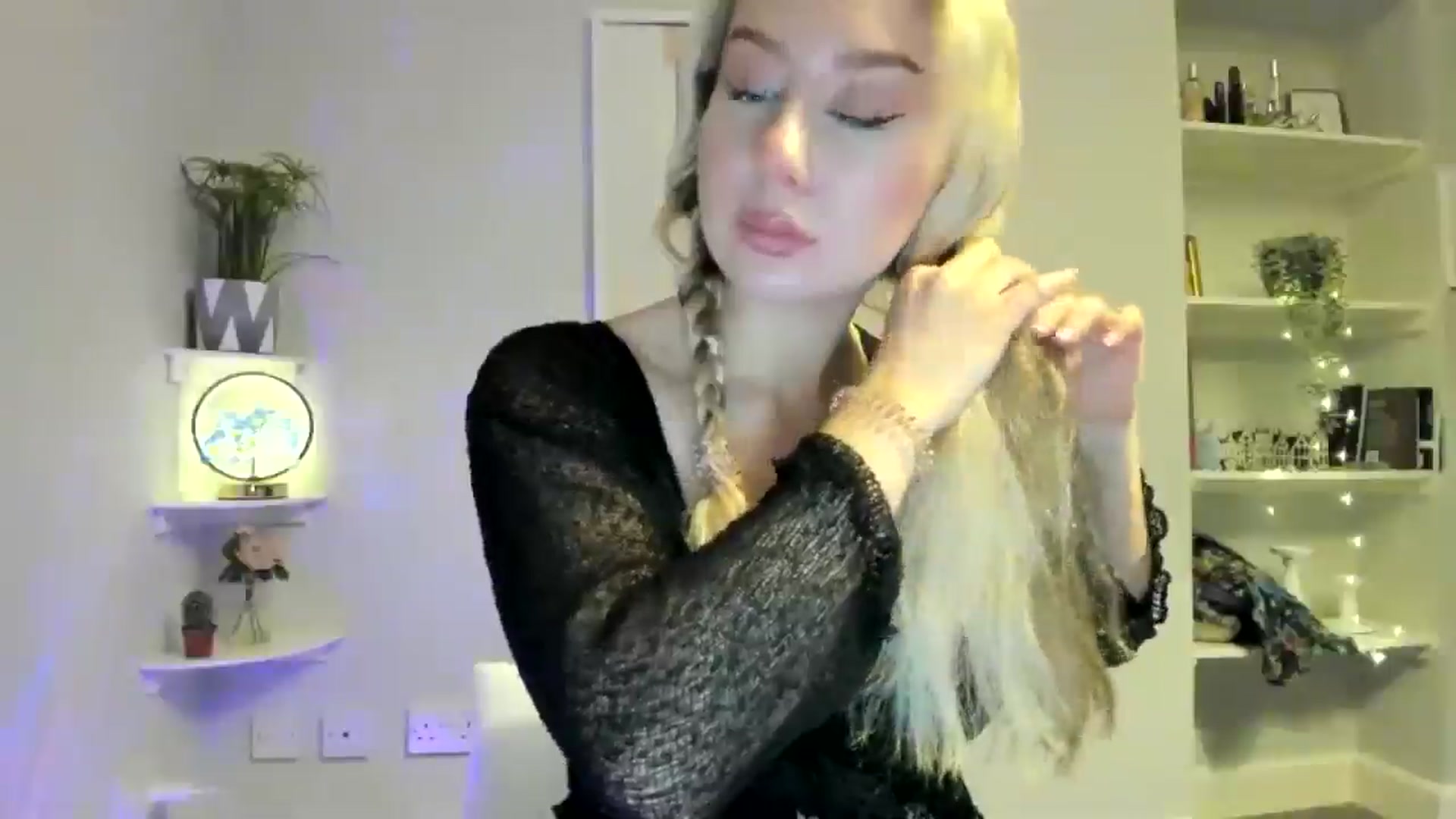 Gallery image thumbnail from Bday_Ava's myfreecams stream on, 01/18/2026, 16:03 image 3 of 20