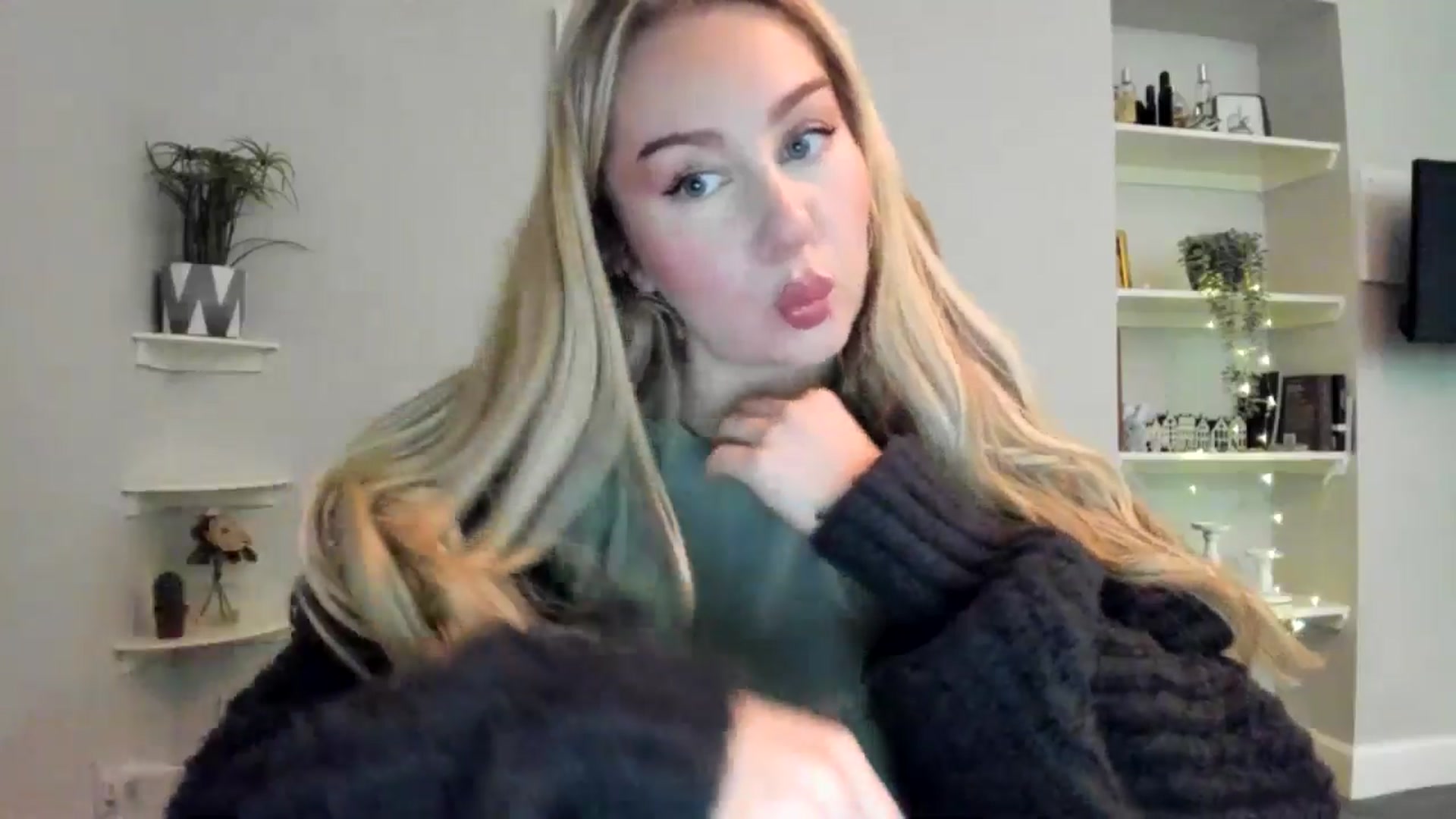 Gallery image thumbnail from Bday_Ava's myfreecams stream on, 01/21/2026, 16:30 image 2 of 20