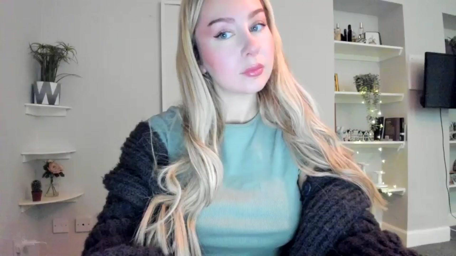 Gallery image thumbnail from Bday_Ava's myfreecams stream on, 01/21/2026, 16:30 image 1 of 20