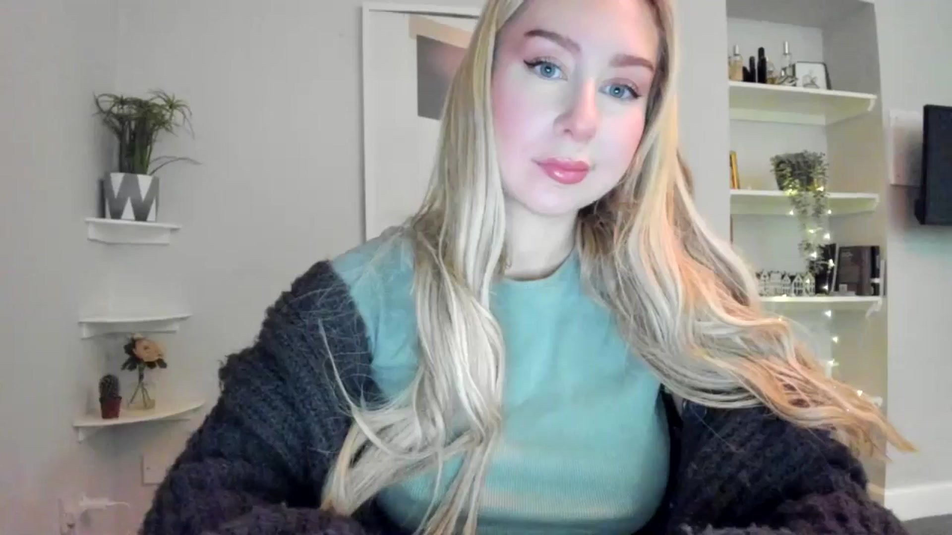 Gallery image thumbnail from Bday_Ava's myfreecams stream on, 01/21/2026, 16:30 image 3 of 20