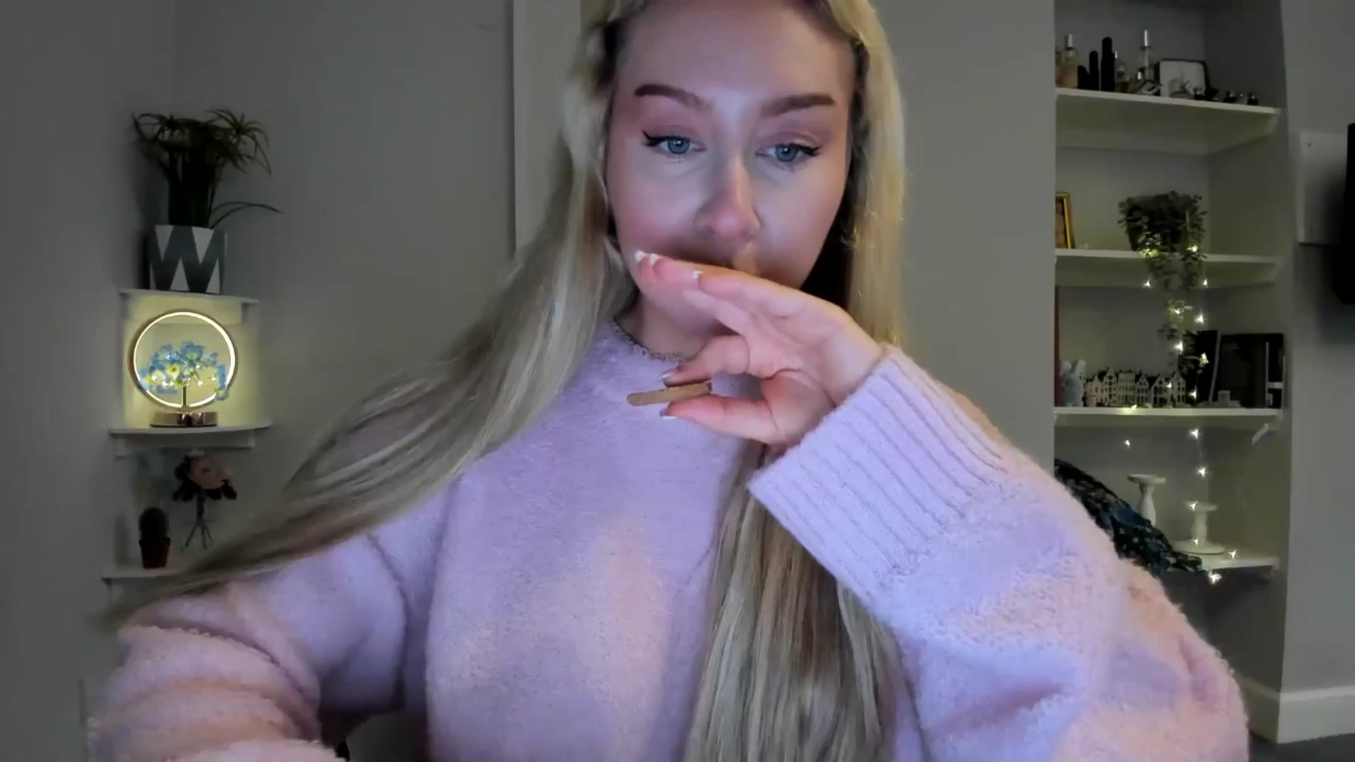 Gallery image thumbnail from Bday_Ava's myfreecams stream on, 01/27/2026, 15:42 image 6 of 20