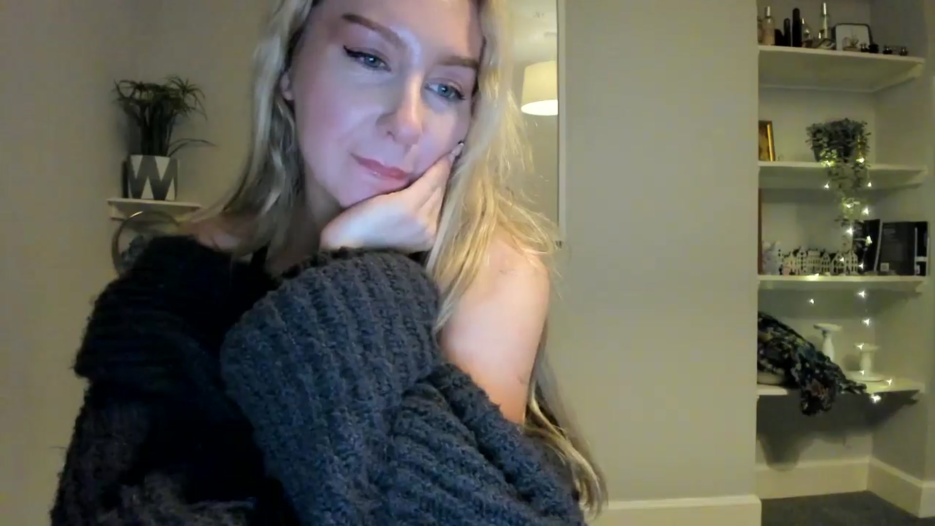 Gallery image thumbnail from Bday_Ava's myfreecams stream on, 01/27/2026, 23:34 image 15 of 20