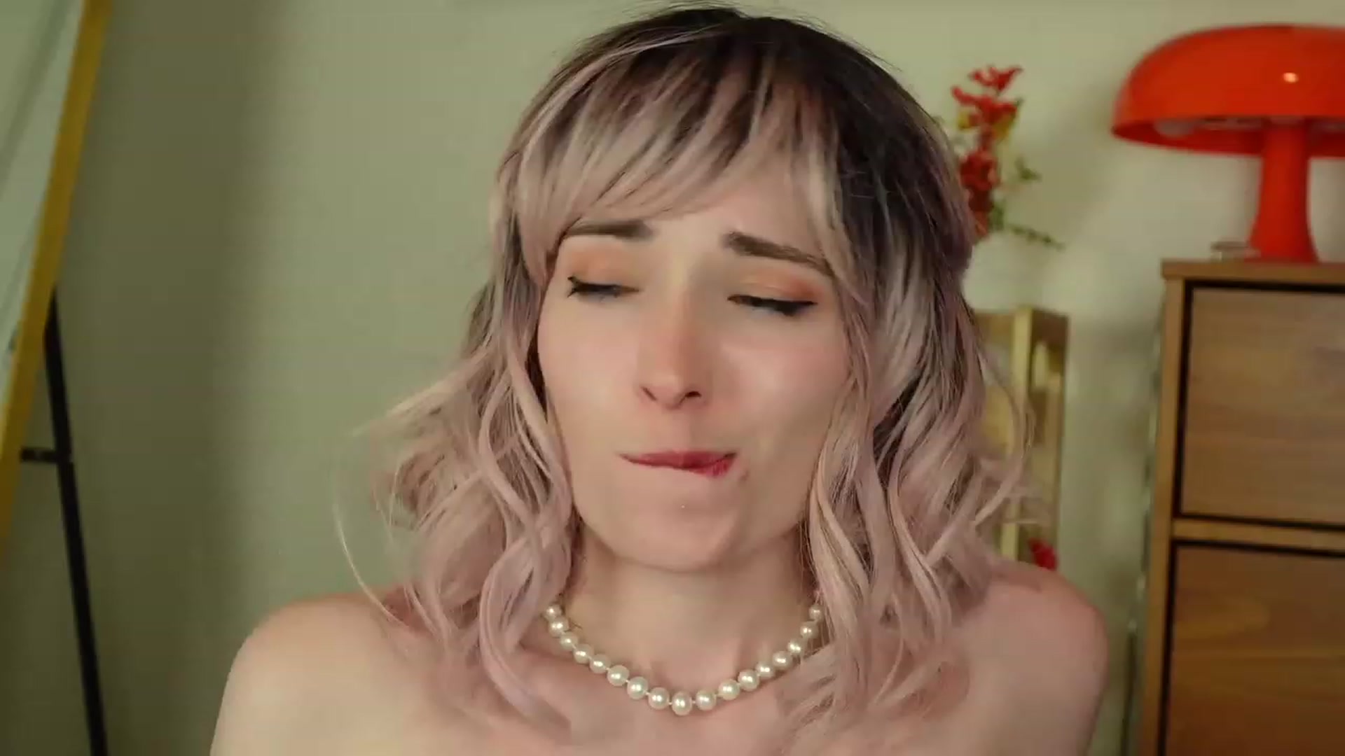 Gallery image thumbnail from Bday_Blue's myfreecams stream on, 05/31/2023, 04:50 image 20 of 20