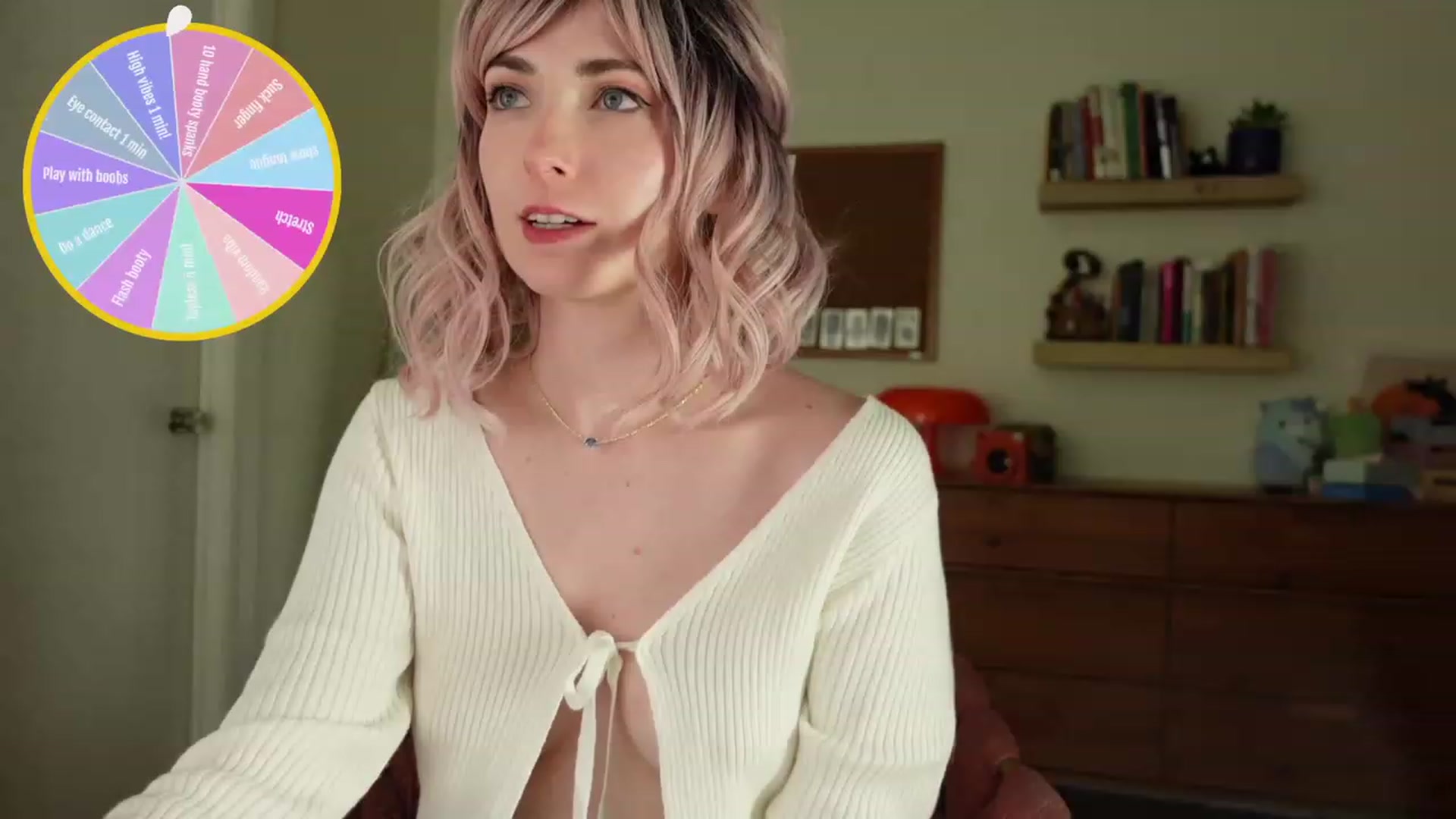 Gallery image thumbnail from Bday_Blue's myfreecams stream on, 06/01/2023, 04:18 image 14 of 20