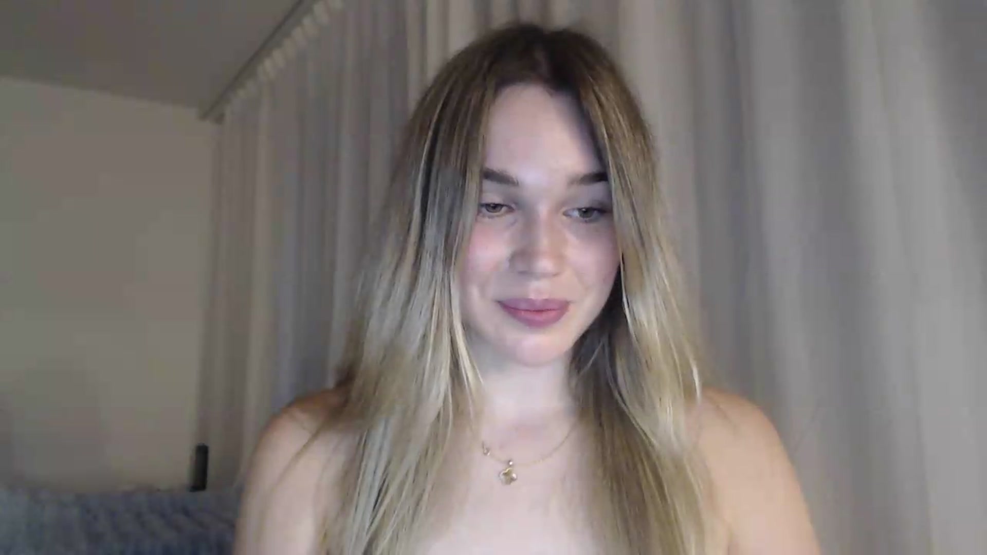Gallery image thumbnail from Bday_Cassie's myfreecams stream on, 08/02/2026, 19:17 image 15 of 20