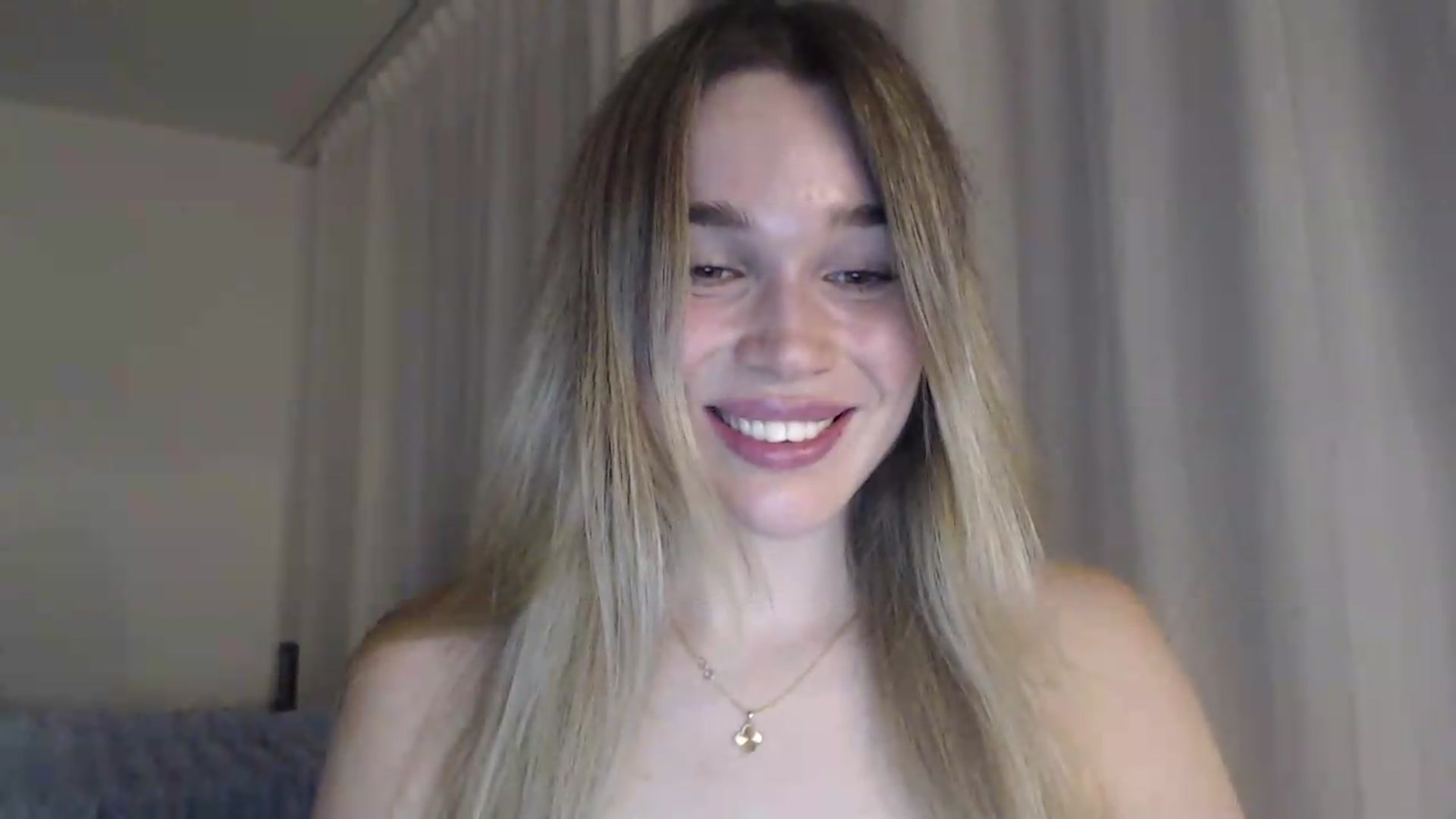 Gallery image thumbnail from Bday_Cassie's myfreecams stream on, 08/02/2026, 19:17 image 17 of 20