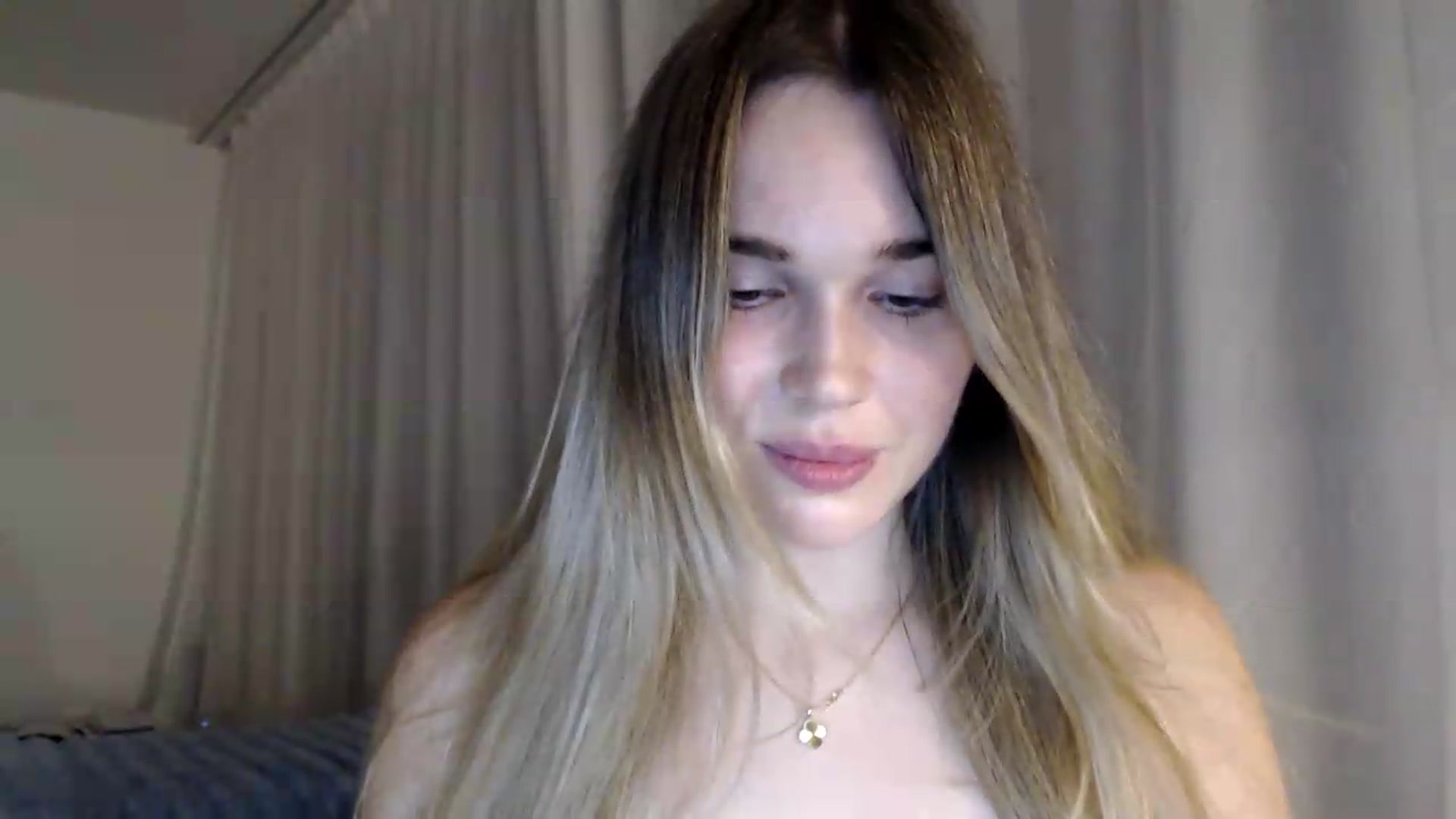 Gallery image thumbnail from Bday_Cassie's myfreecams stream on, 08/16/2026, 21:12 image 18 of 20