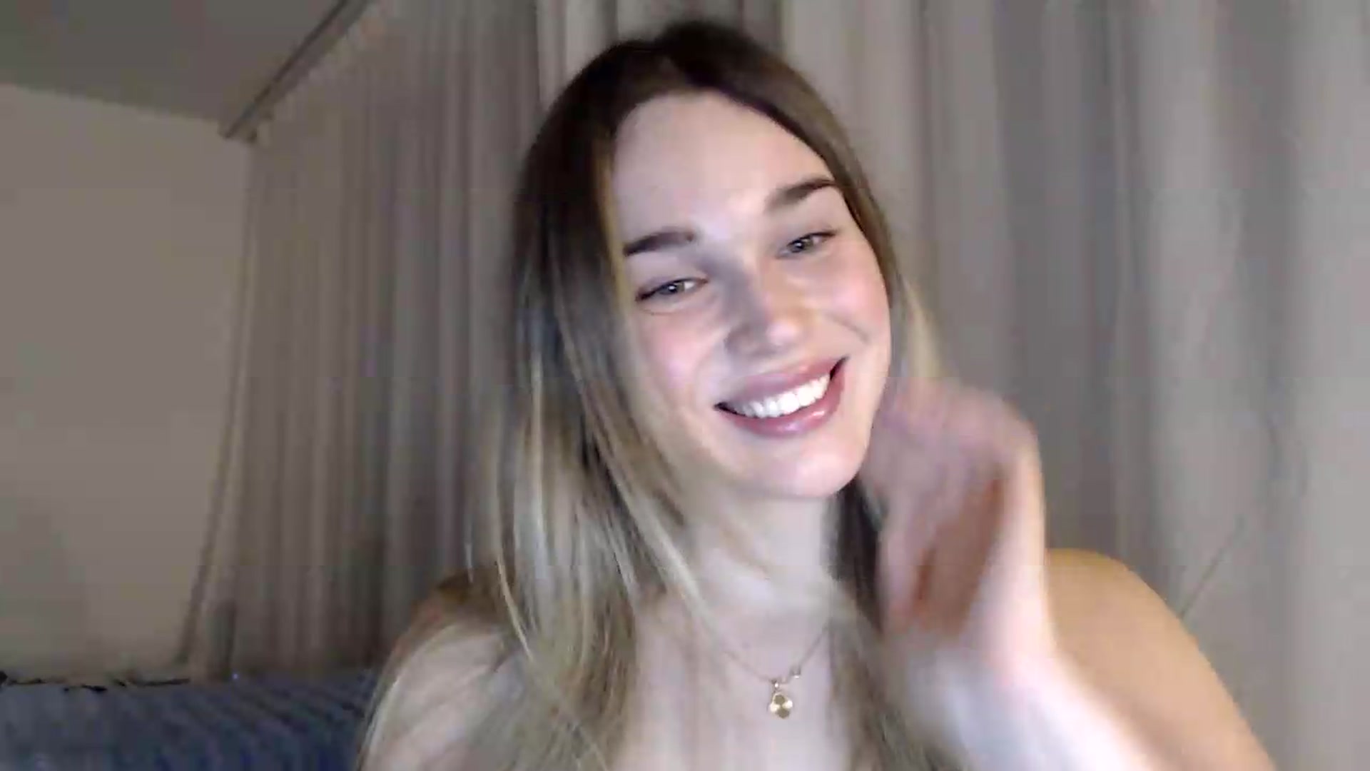 Gallery image thumbnail from Bday_Cassie's myfreecams stream on, 08/16/2026, 21:12 image 14 of 20