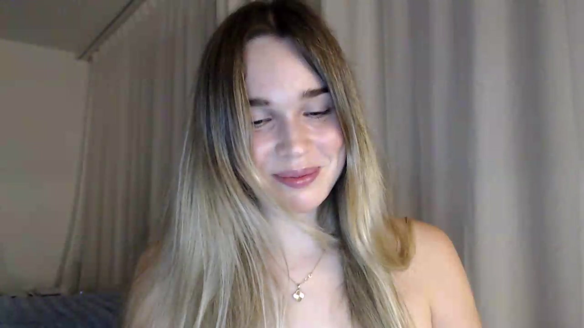 Gallery image thumbnail from Bday_Cassie's myfreecams stream on, 08/16/2026, 21:12 image 7 of 20