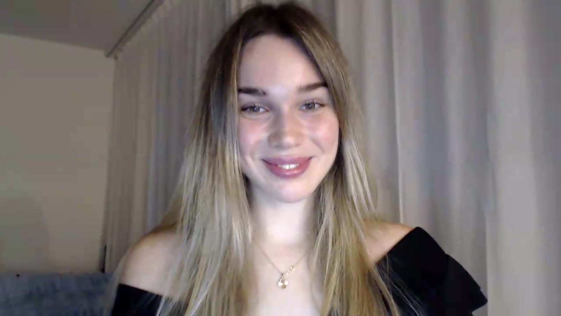 Gallery image thumbnail from Bday_Cassie's myfreecams stream on, 08/18/2026, 19:13 image 5 of 20