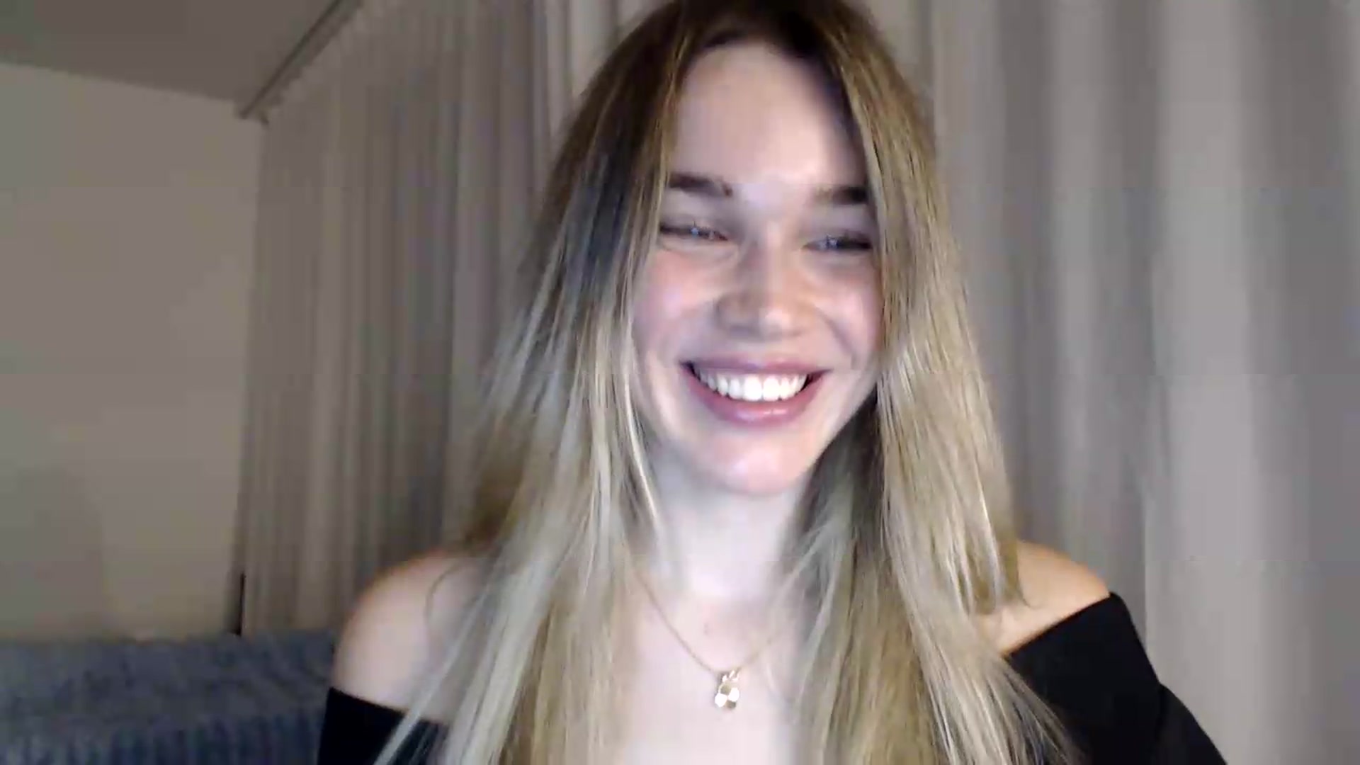 Gallery image thumbnail from Bday_Cassie's myfreecams stream on, 08/18/2026, 19:13 image 14 of 20