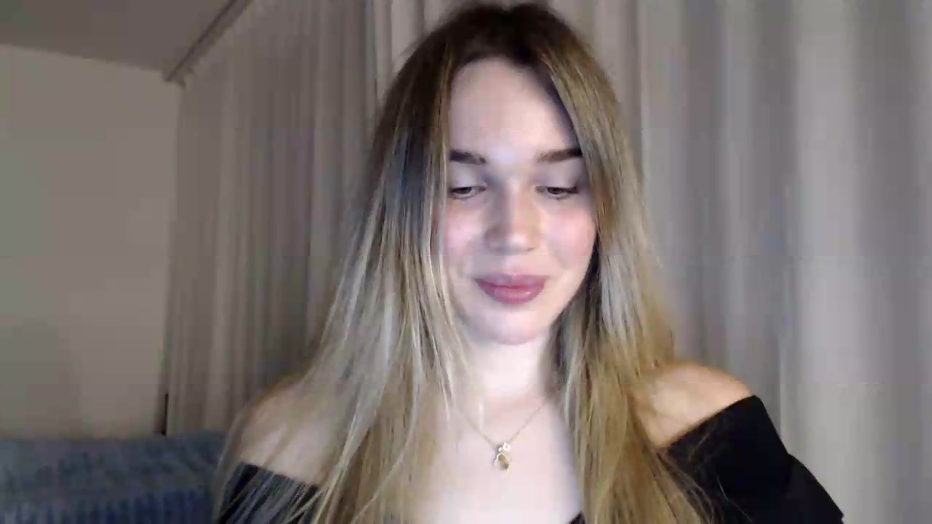 Gallery image thumbnail from Bday_Cassie's myfreecams stream on, 08/18/2026, 19:13 image 15 of 20