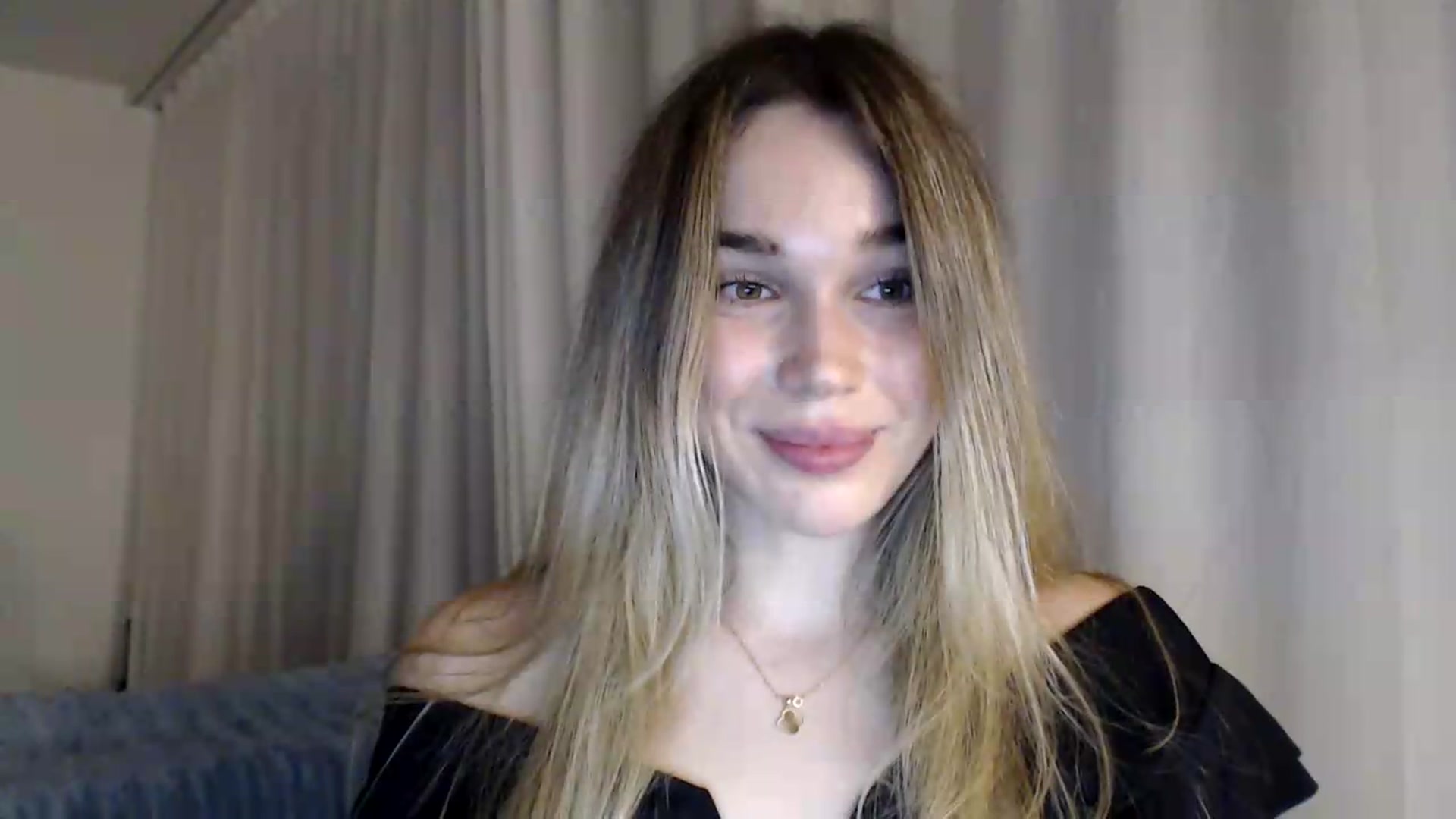 Gallery image thumbnail from Bday_Cassie's myfreecams stream on, 08/18/2026, 20:42 image 17 of 20