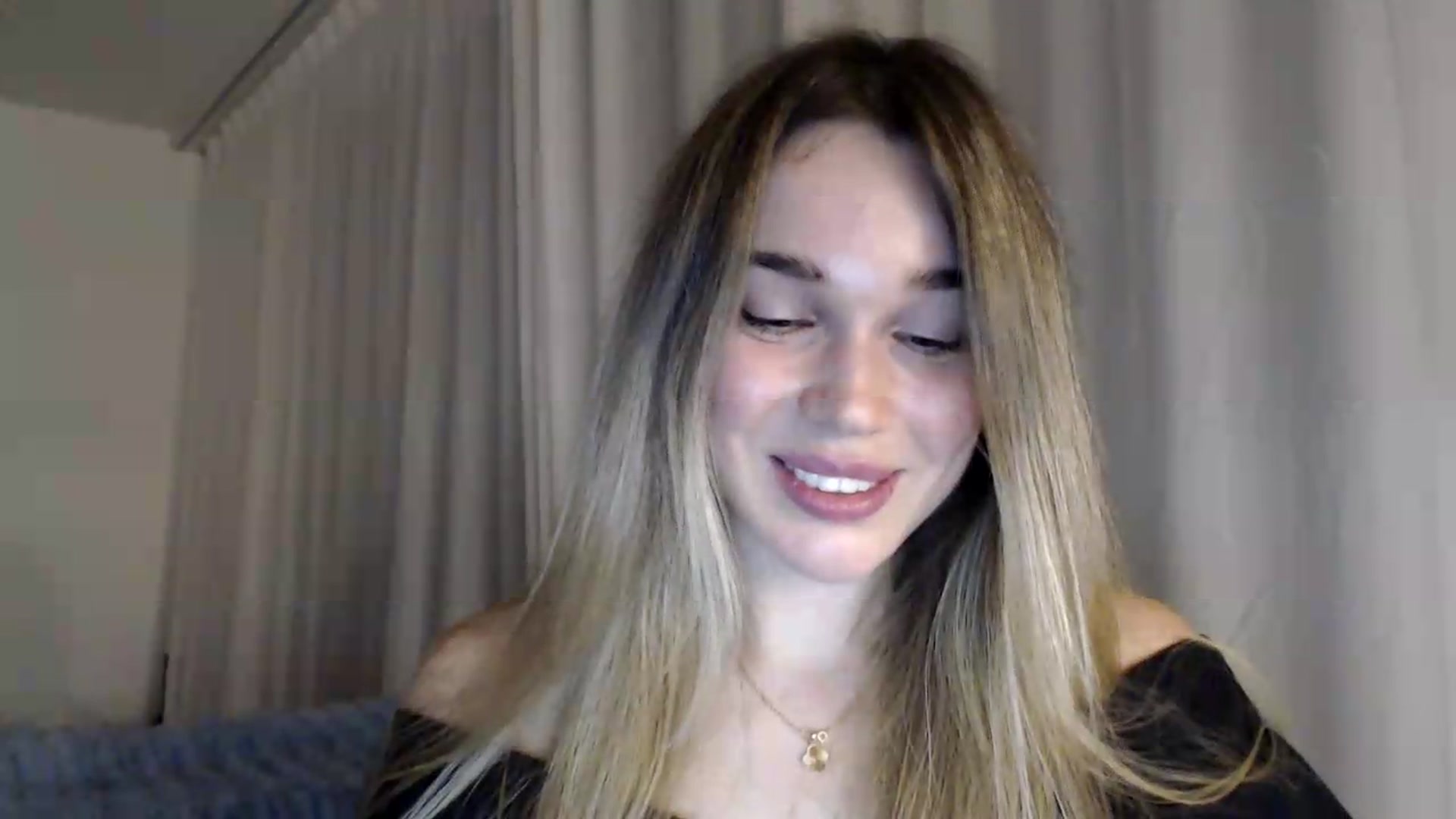 Gallery image thumbnail from Bday_Cassie's myfreecams stream on, 08/18/2026, 20:42 image 4 of 20