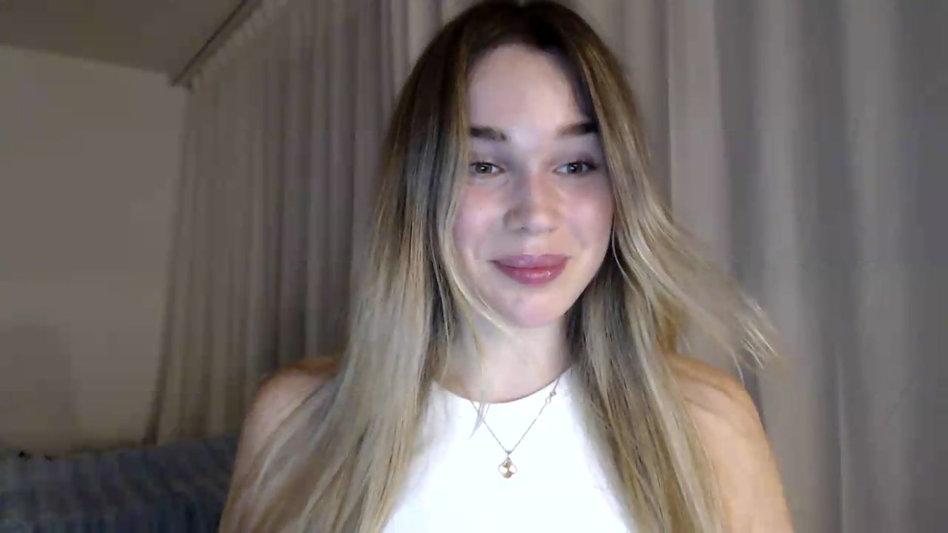 Gallery image thumbnail from Bday_Cassie's myfreecams stream on, 08/19/2026, 20:34 image 5 of 20