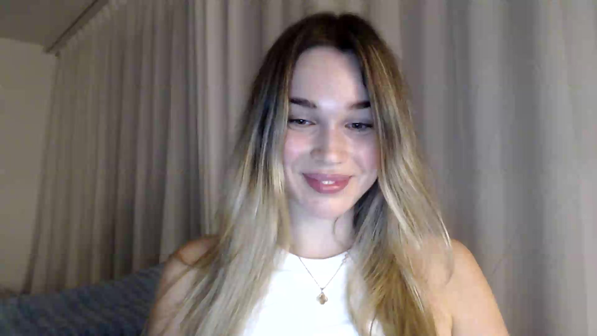 Gallery image thumbnail from Bday_Cassie's myfreecams stream on, 08/19/2026, 20:34 image 13 of 20