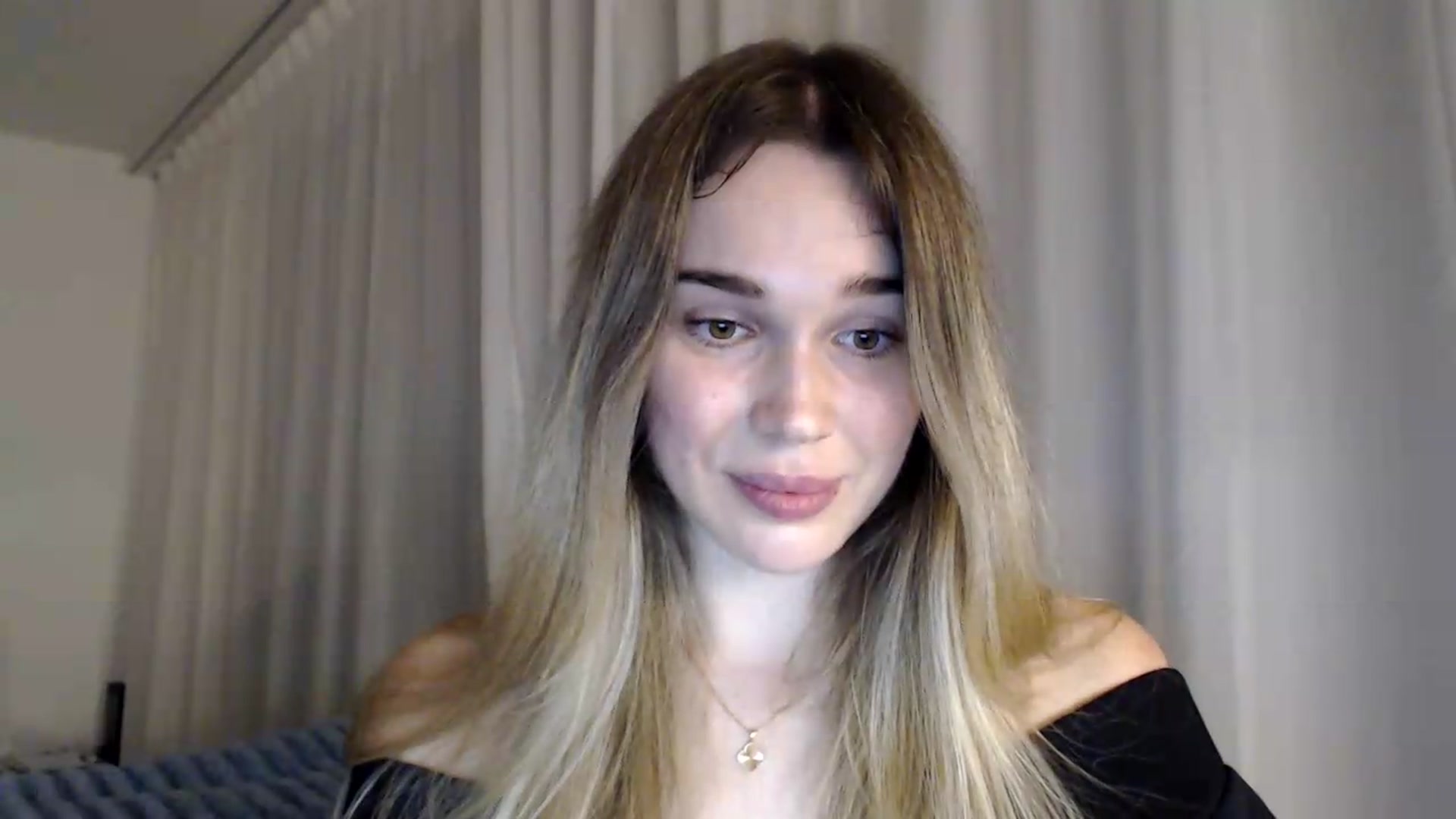 Gallery image thumbnail from Bday_Cassie's myfreecams stream on, 08/21/2026, 21:07 image 14 of 20
