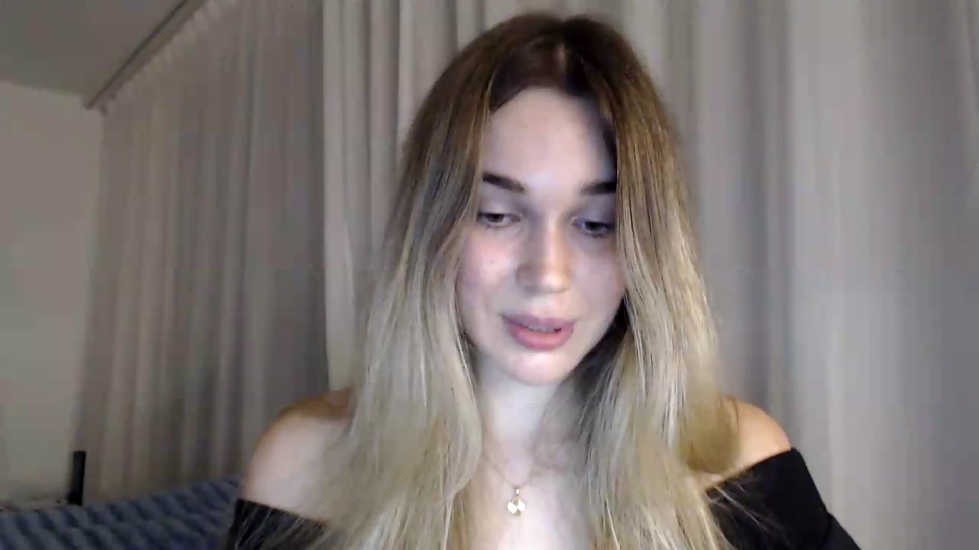 Gallery image thumbnail from Bday_Cassie's myfreecams stream on, 08/21/2026, 21:07 image 4 of 20