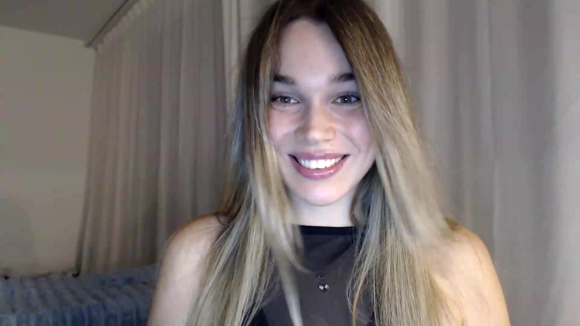 Gallery image thumbnail from Bday_Cassie's myfreecams stream on, 08/22/2026, 19:17 image 15 of 20