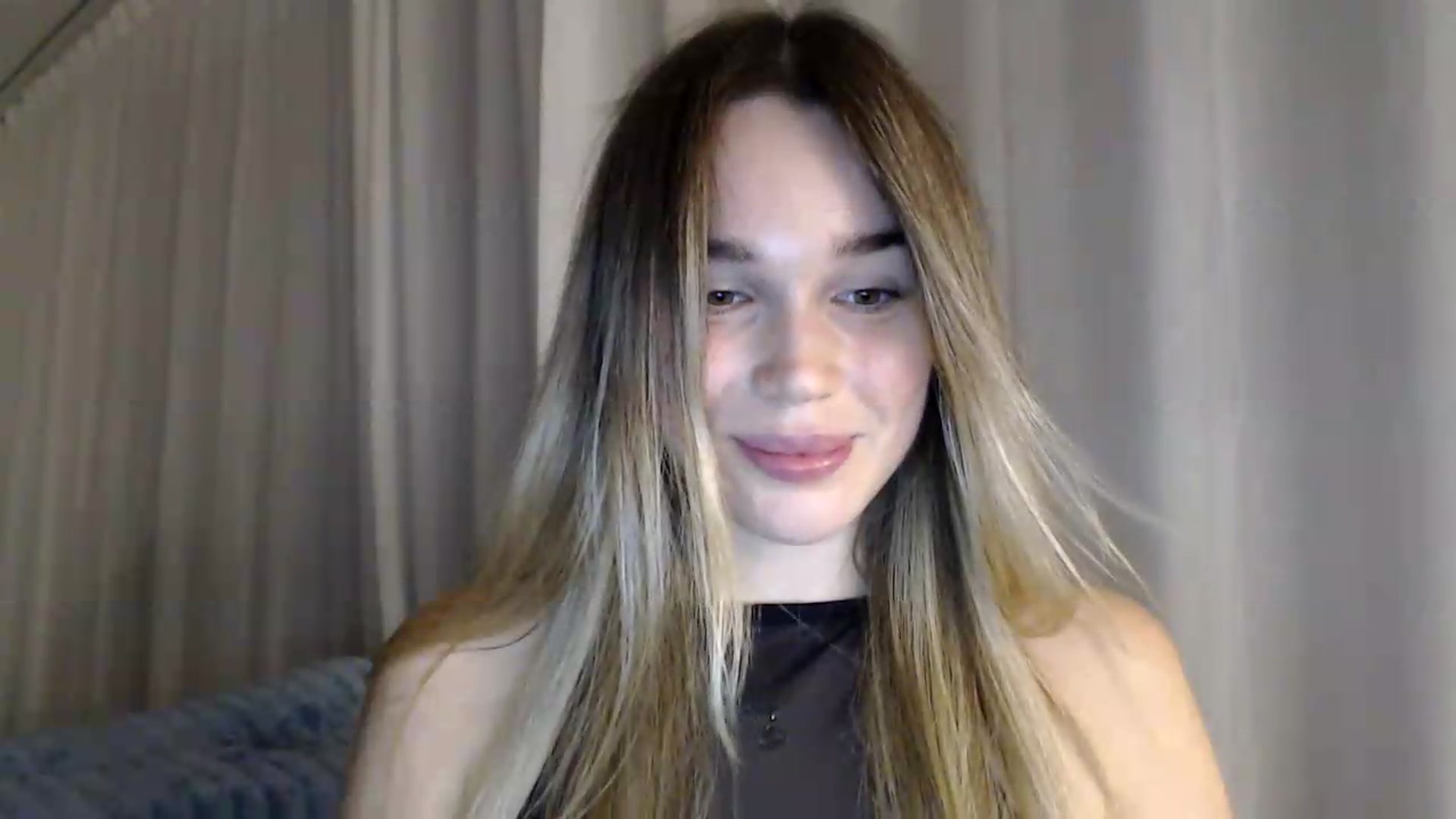 Gallery image thumbnail from Bday_Cassie's myfreecams stream on, 08/22/2026, 21:10 image 16 of 20