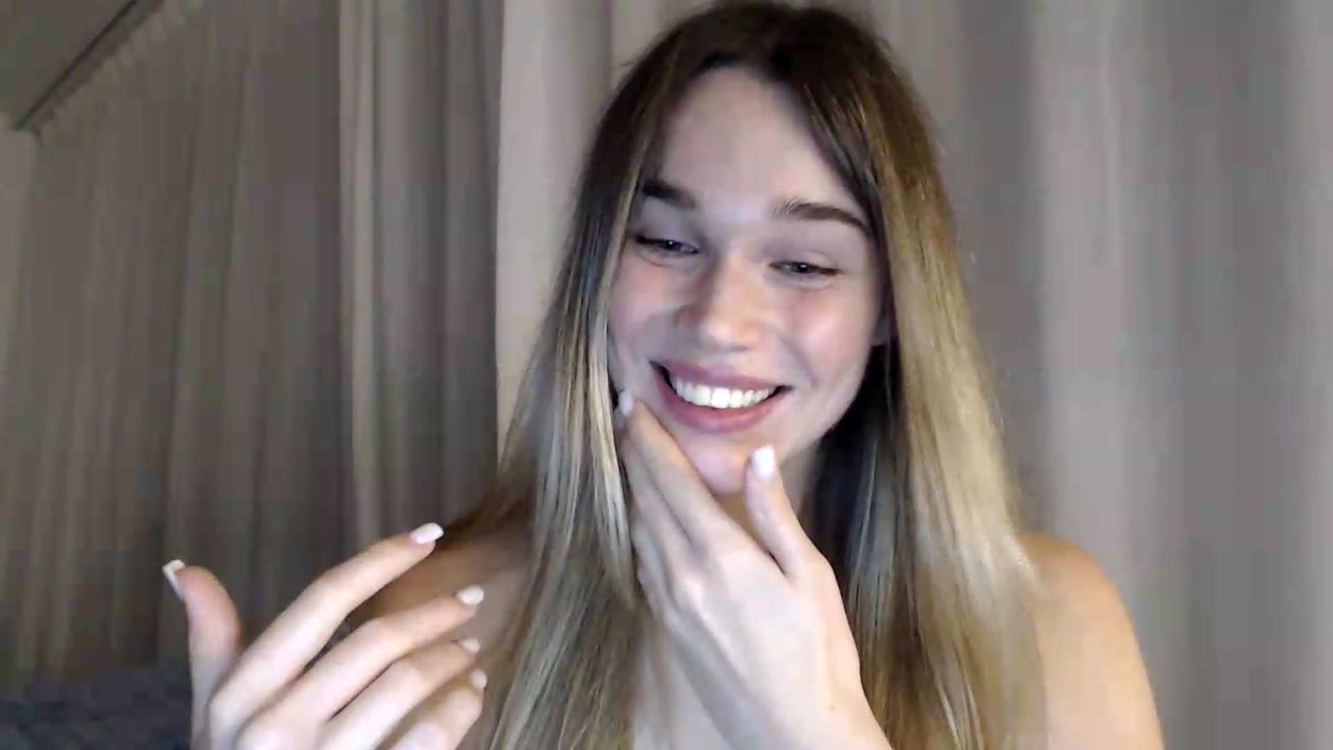Gallery image thumbnail from Bday_Cassie's myfreecams stream on, 08/22/2026, 22:15 image 7 of 20