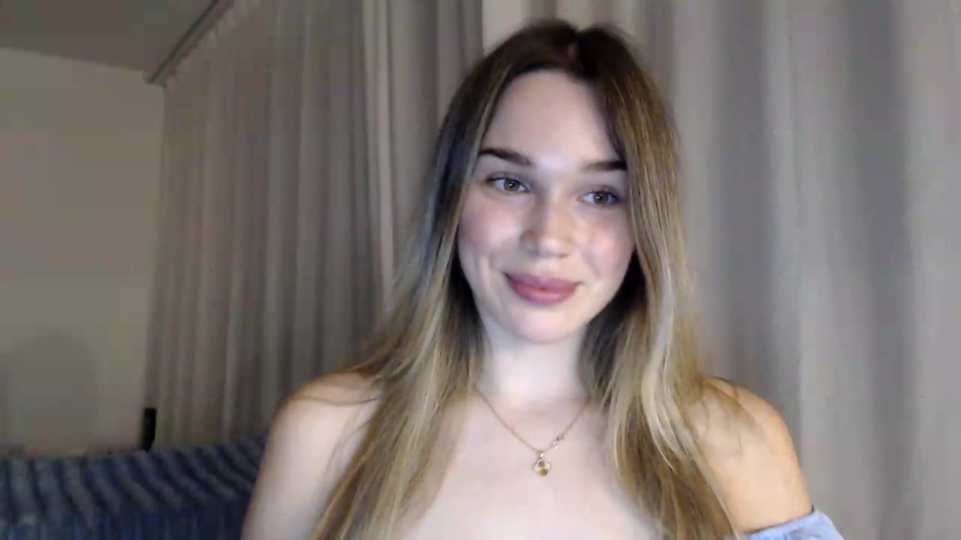Gallery image thumbnail from Bday_Cassie's myfreecams stream on, 08/23/2026, 20:28 image 9 of 20