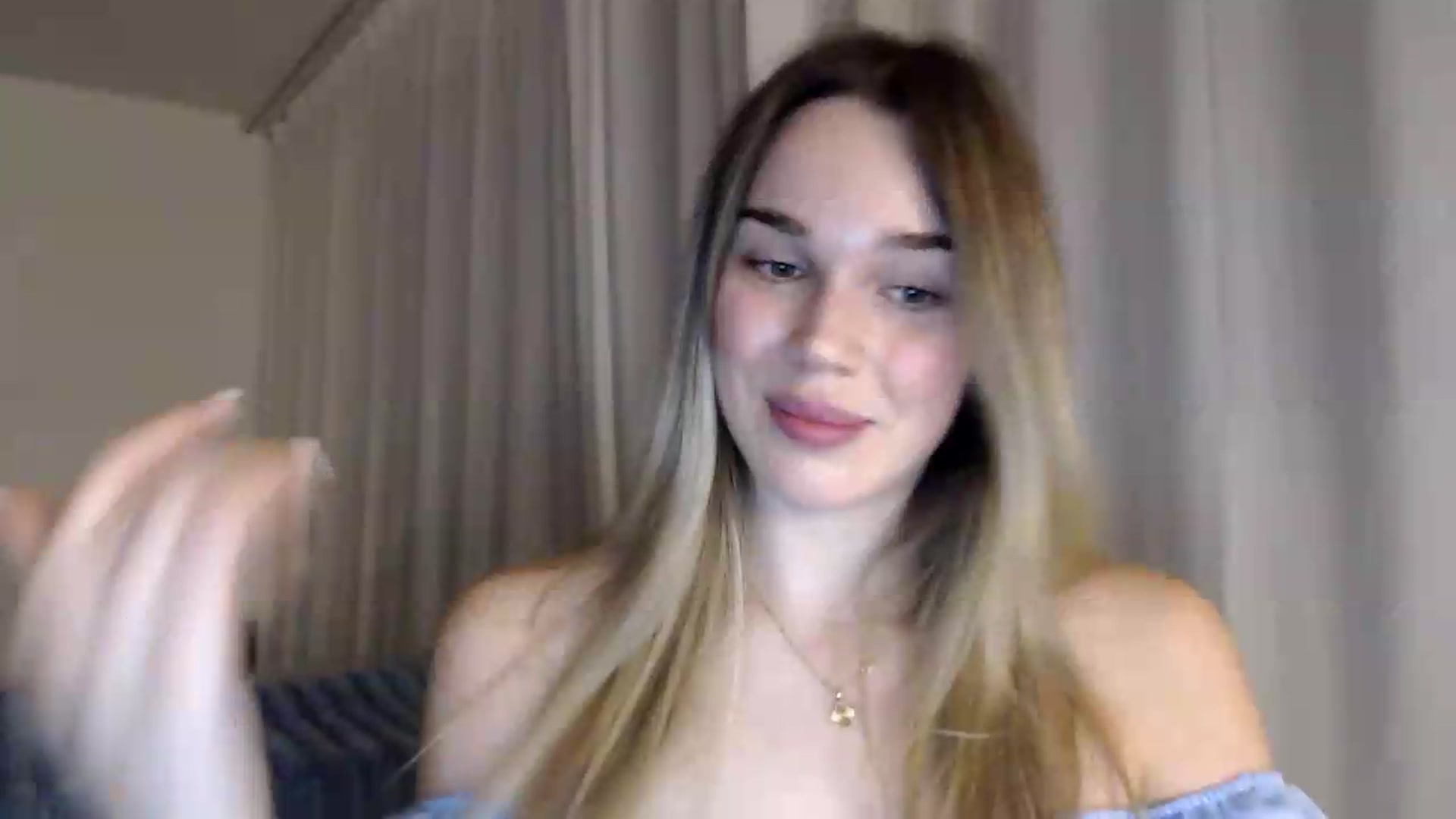 Gallery image thumbnail from Bday_Cassie's myfreecams stream on, 08/23/2026, 20:28 image 16 of 20