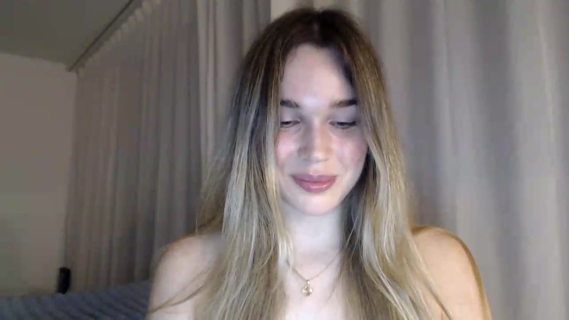 Gallery image thumbnail from Bday_Cassie's myfreecams stream on, 08/25/2026, 18:29 image 14 of 20