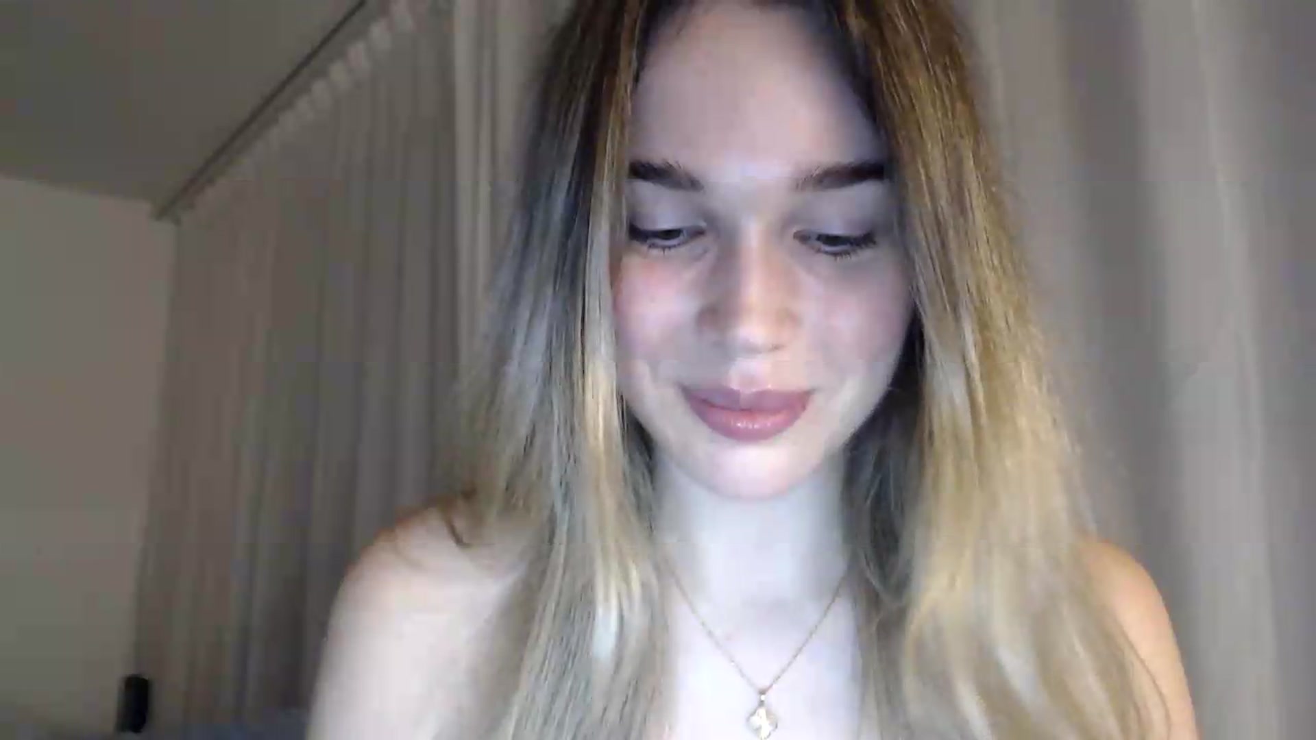 Gallery image thumbnail from Bday_Cassie's myfreecams stream on, 08/25/2026, 18:29 image 13 of 20