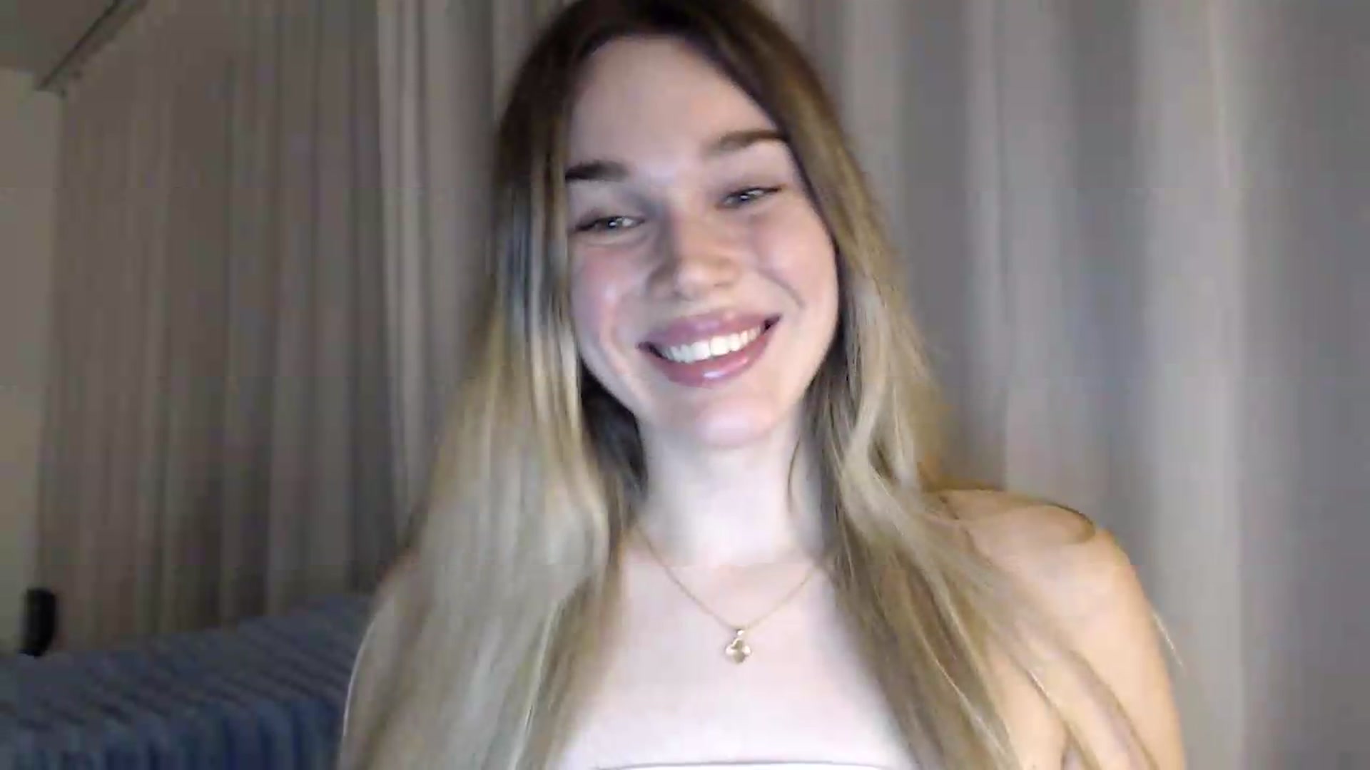 Gallery image thumbnail from Bday_Cassie's myfreecams stream on, 08/25/2026, 18:29 image 20 of 20