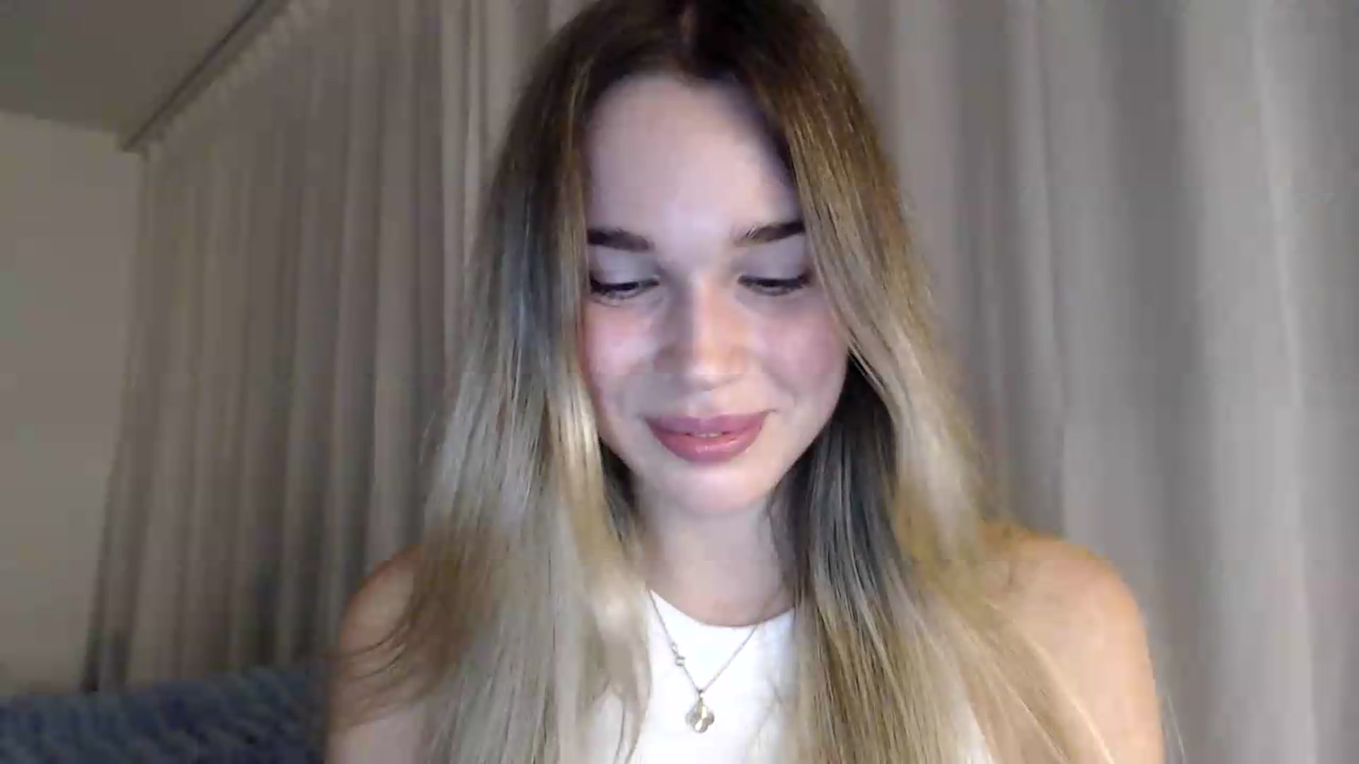 Gallery image thumbnail from Bday_Cassie's myfreecams stream on, 08/26/2026, 20:30 image 18 of 20