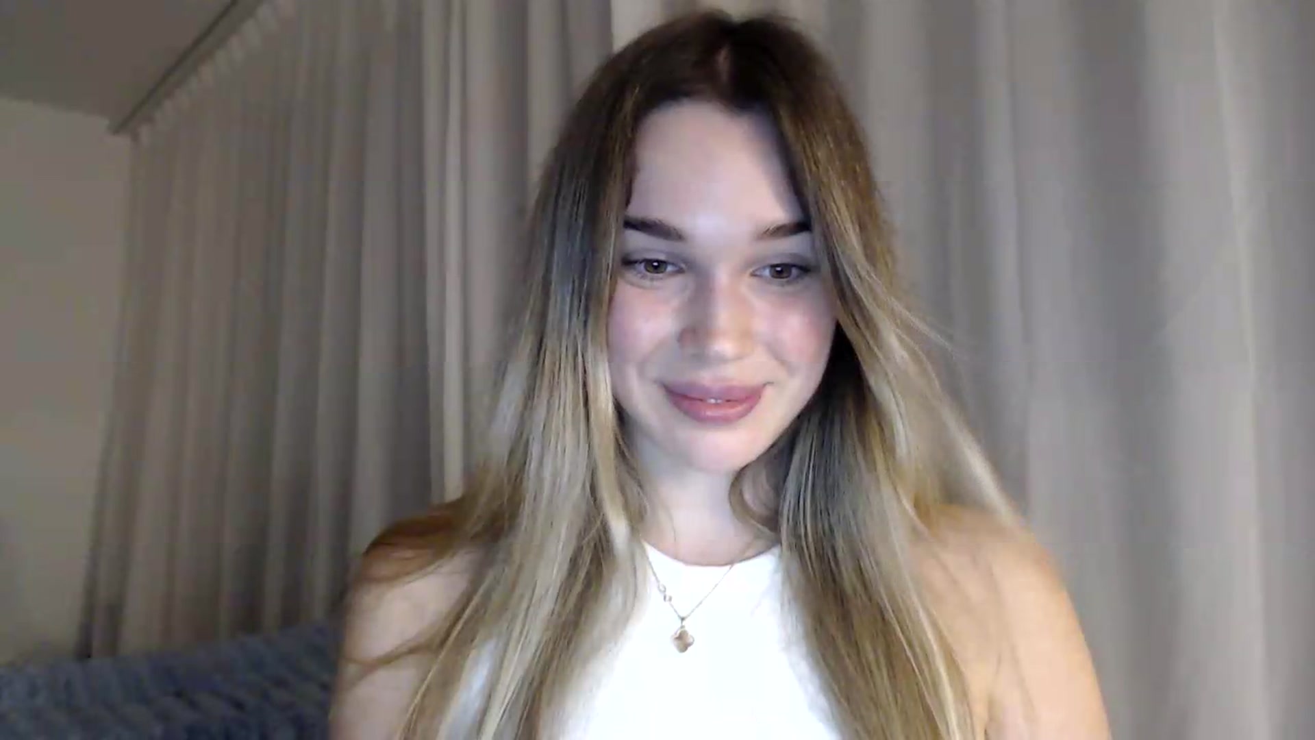Gallery image thumbnail from Bday_Cassie's myfreecams stream on, 08/26/2026, 20:30 image 20 of 20