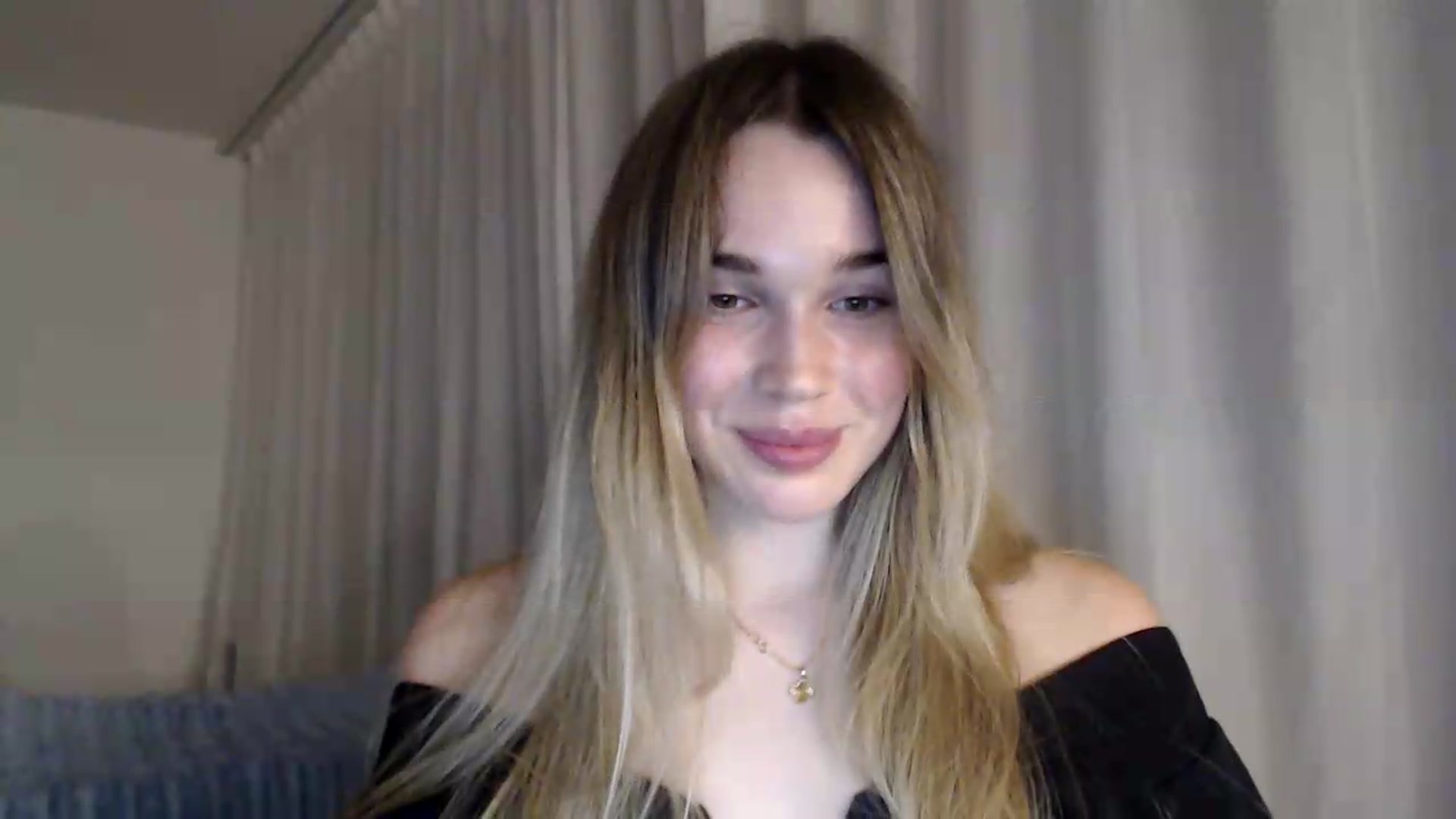 Gallery image thumbnail from Bday_Cassie's myfreecams stream on, 08/27/2026, 19:36 image 15 of 20