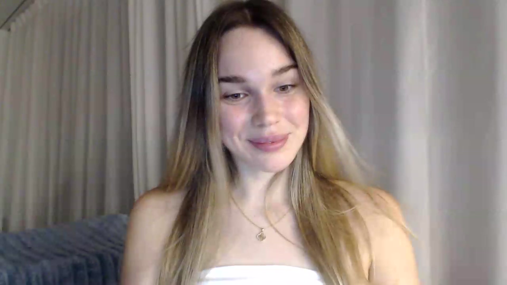 Gallery image thumbnail from Bday_Cassie's myfreecams stream on, 08/30/2026, 20:28 image 13 of 20