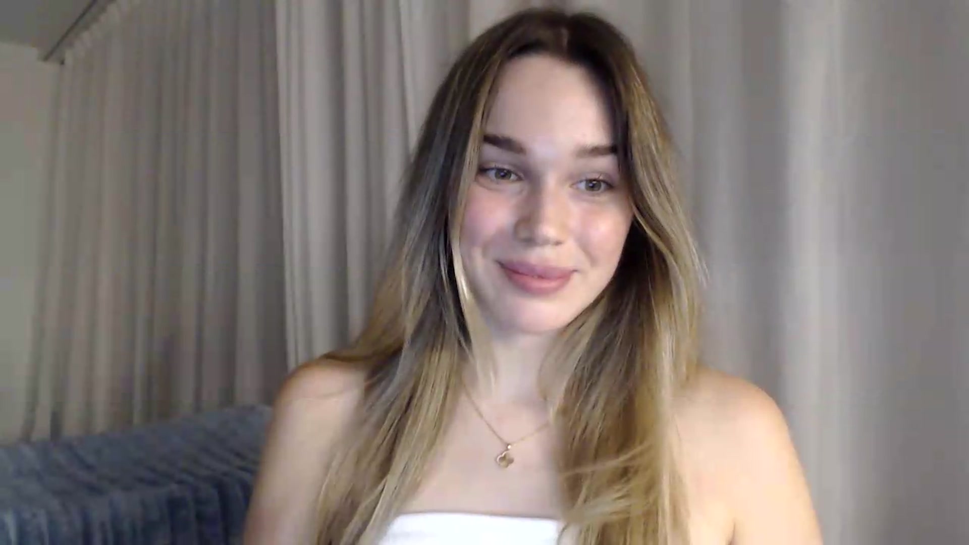 Gallery image thumbnail from Bday_Cassie's myfreecams stream on, 08/30/2026, 20:28 image 10 of 20