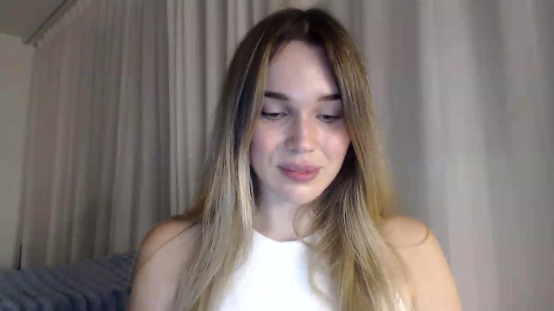 Gallery image thumbnail from Bday_Cassie's myfreecams stream on, 09/01/2026, 20:15 image 14 of 20